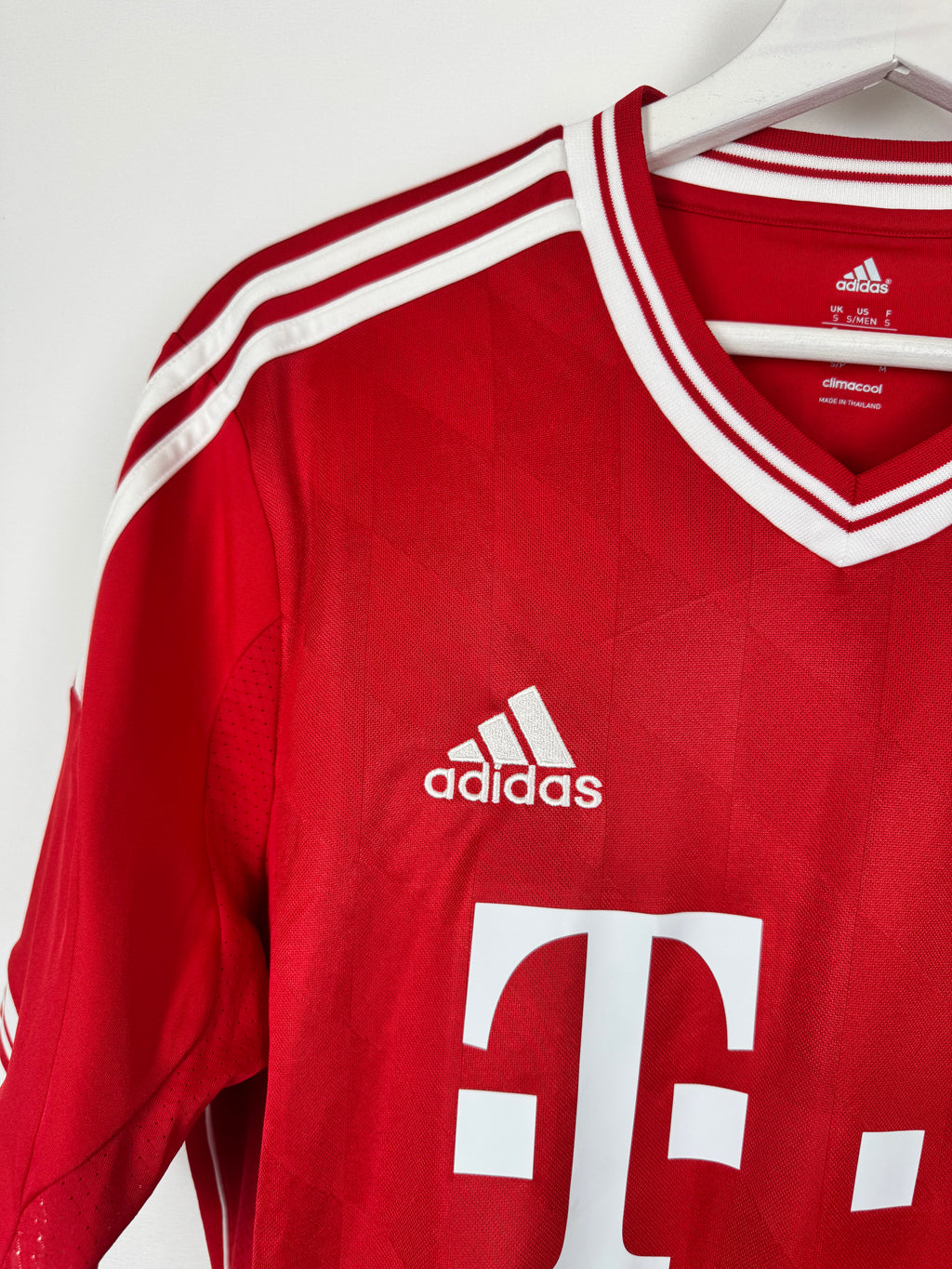 BAYERN MUNICH 2013/2014 HOME FOOTBALL SHIRT - ROBBEN #10 (S)