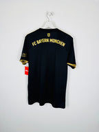 BAYERN MUNICH 2021/2022 AWAY FOOTBALL SHIRT (L)