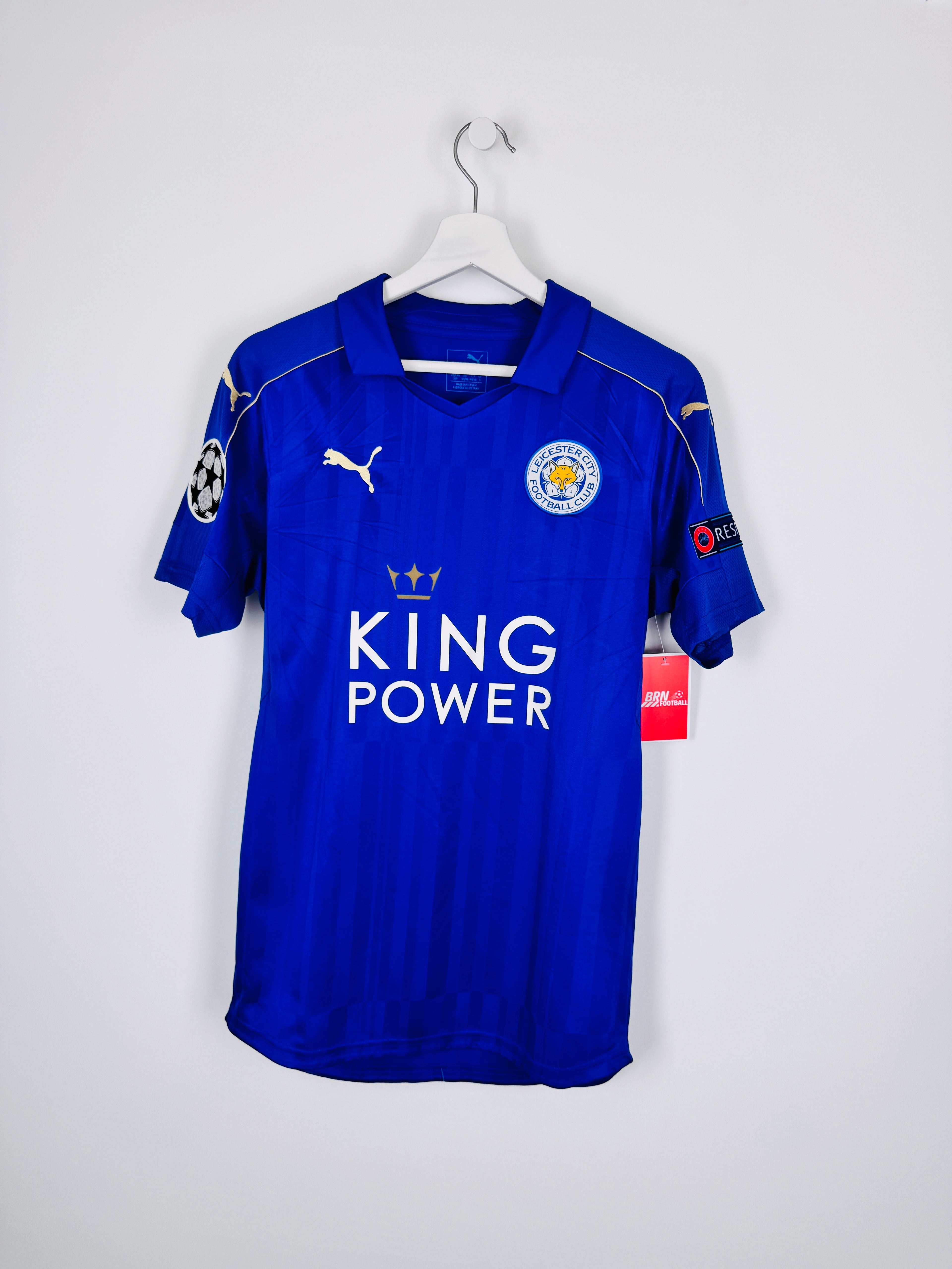 MAILLOT DE FOOTBALL LEICESTER CITY 2016/2017 DOMICILE - RIYAD MAHREZ #26 (S)
