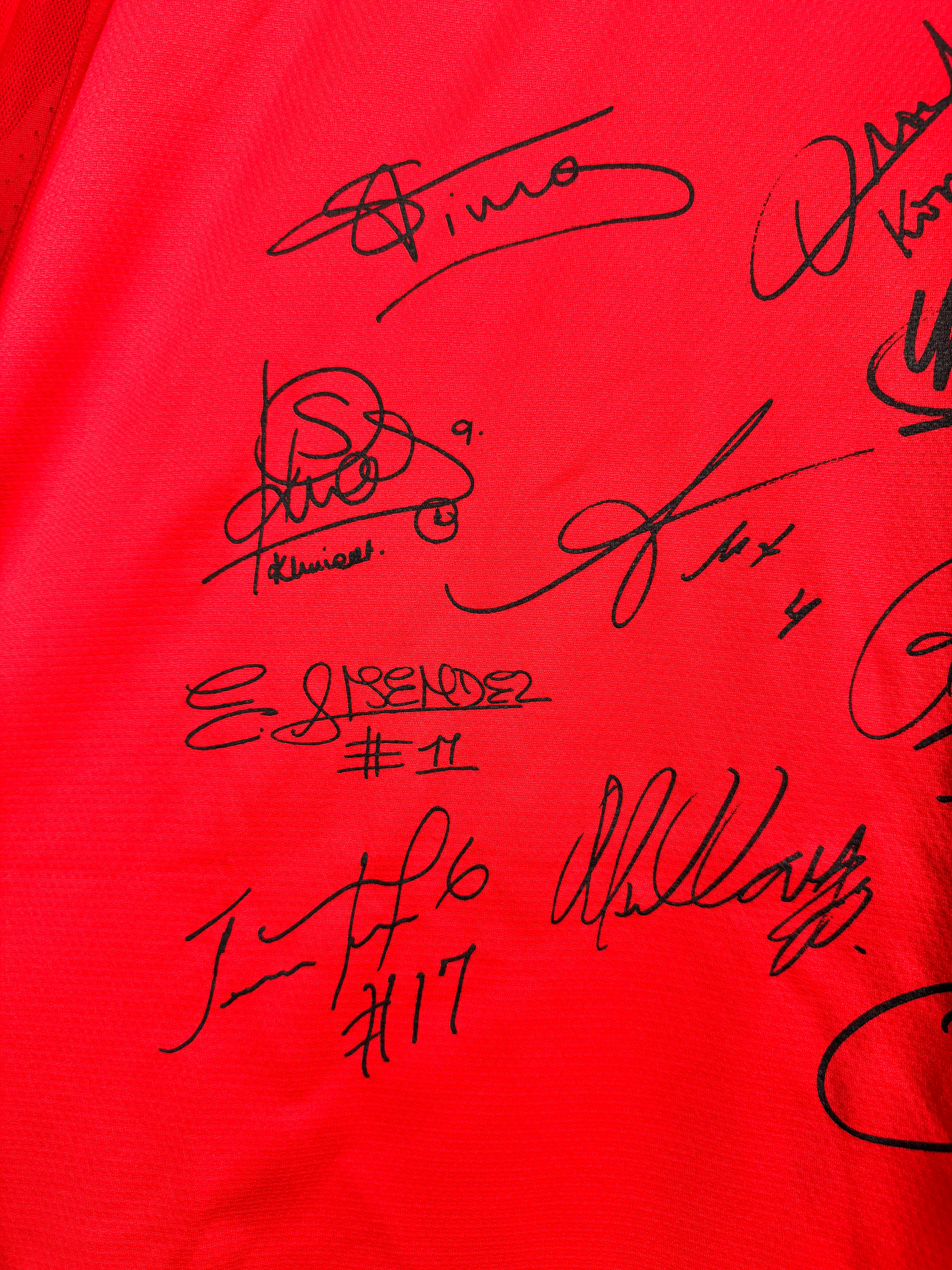 PSV EINDHOVEN 2004/2005 SIGNED FOOTBALL SHIRT NEW (XL)