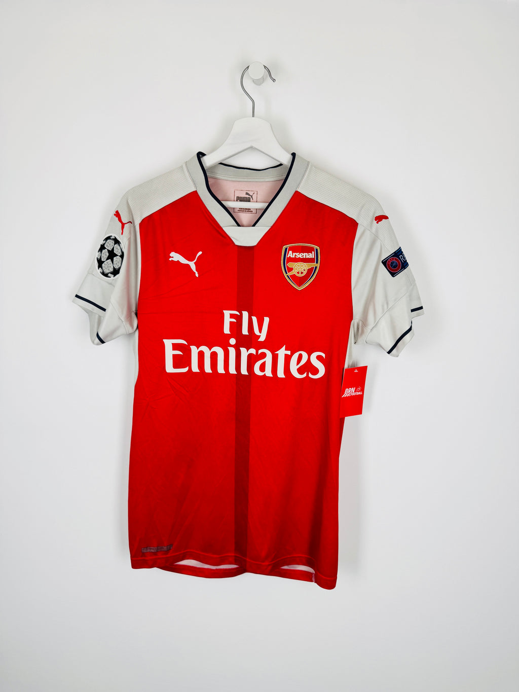 ARSENAL 2016/2017 HOME FOOTBALL JERSEY - OZIL #11 (S)