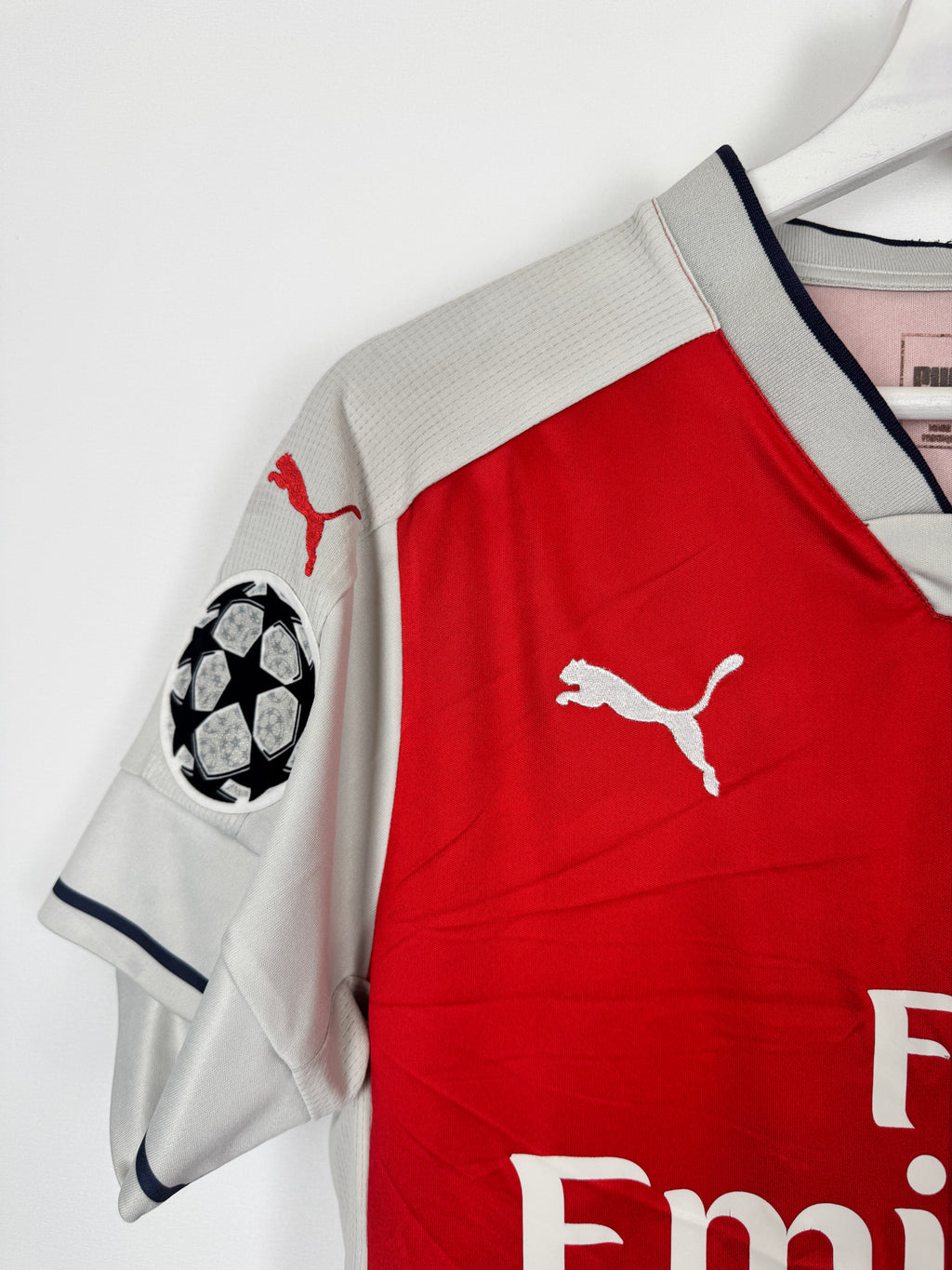 ARSENAL 2016/2017 HOME FOOTBALL JERSEY - OZIL #11 (S)