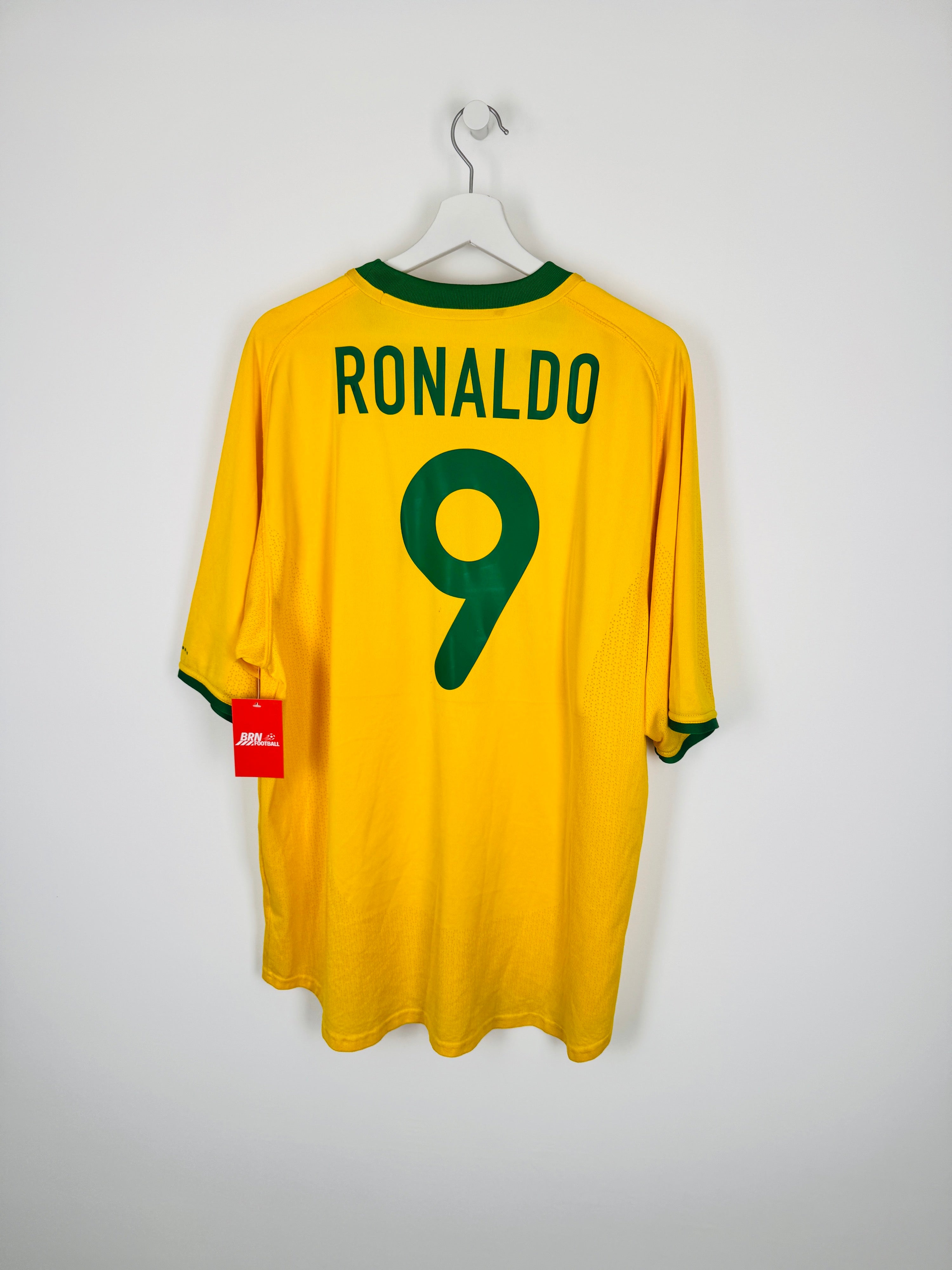 BRAZIL 2000 HOME FOOTBALL SHIRT - RONALDO #9 (XL)