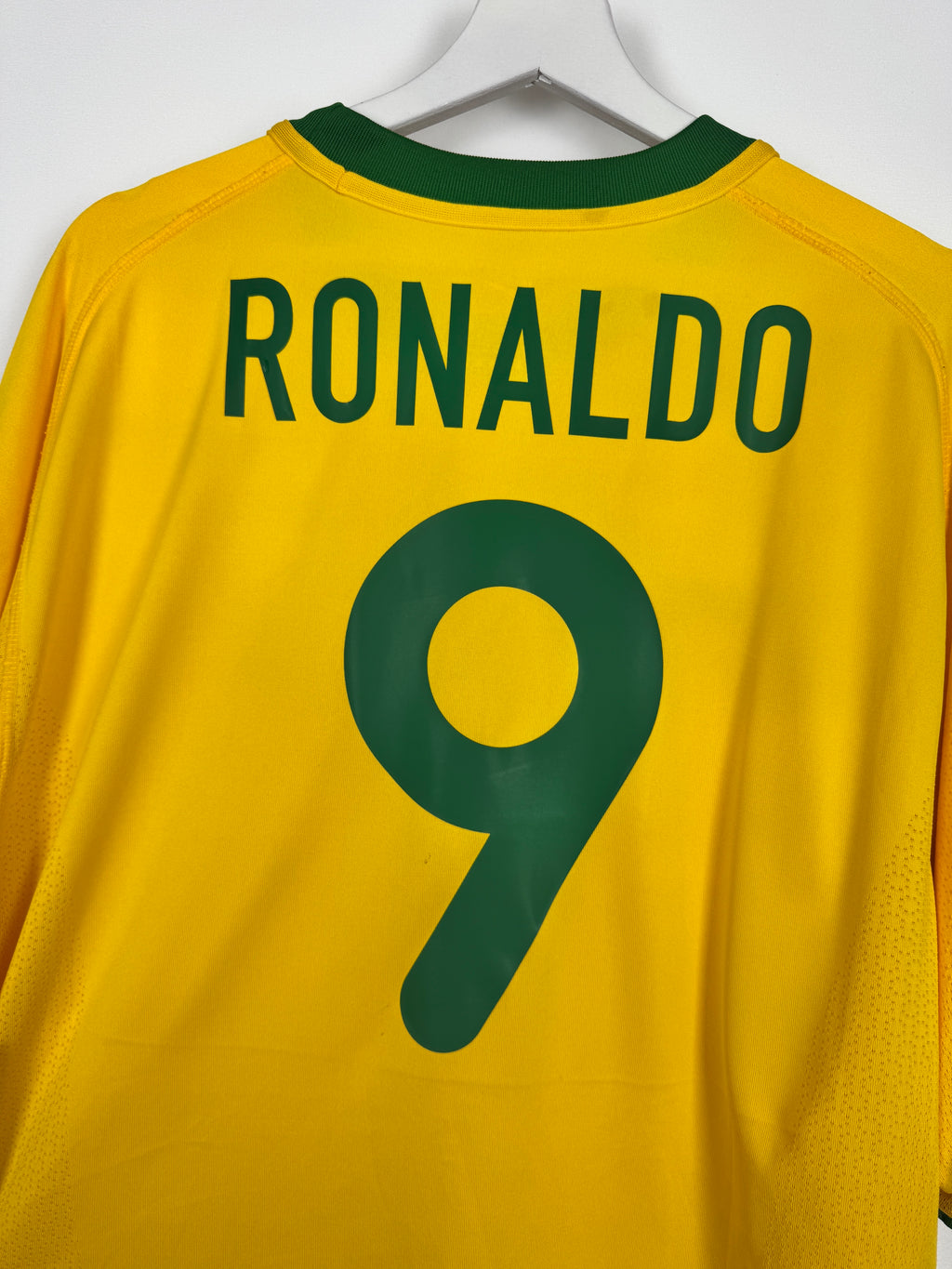 BRAZIL 2000 HOME FOOTBALL SHIRT - RONALDO #9 (XL)