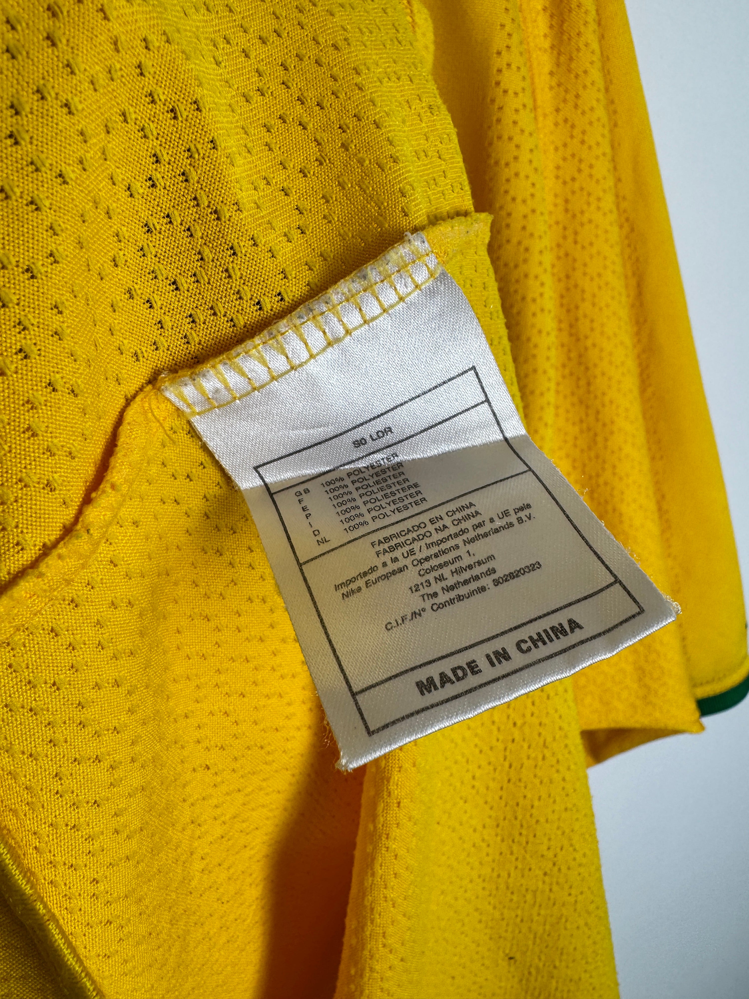 BRAZIL 2000 HOME FOOTBALL SHIRT - RONALDO #9 (XL)