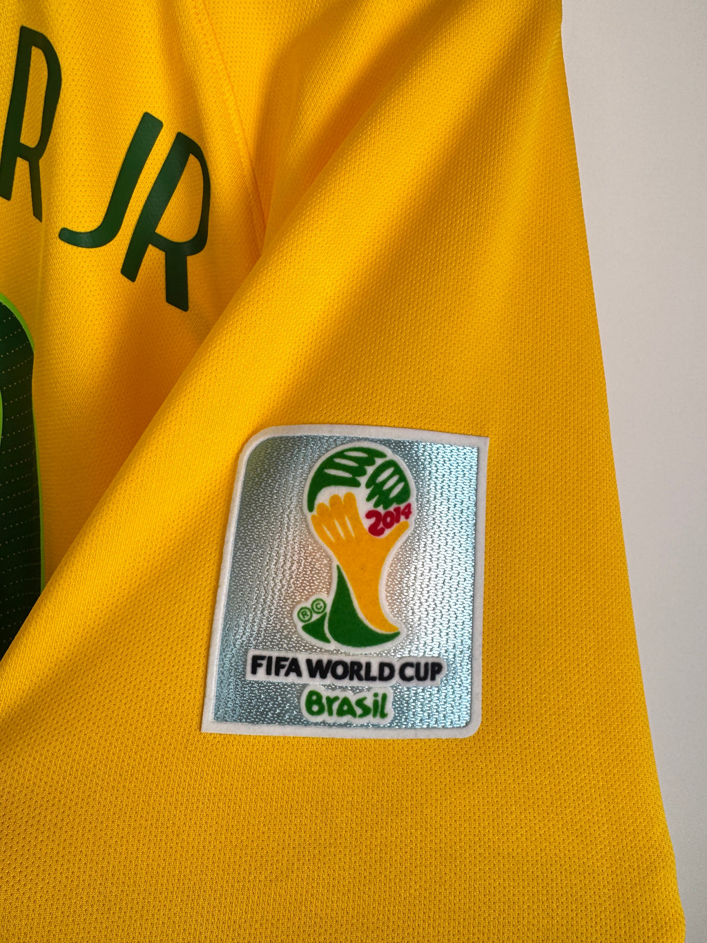 BRAZIL 2014 HOME FOOTBALL SHIRT - NEYMAR JR #10 (M)
