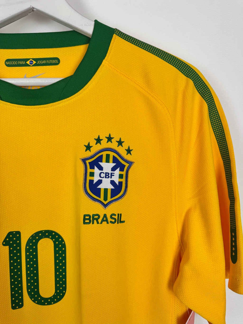 BRAZIL 2010 HOME FOOTBALL SHIRT - KAKA #10 (S)