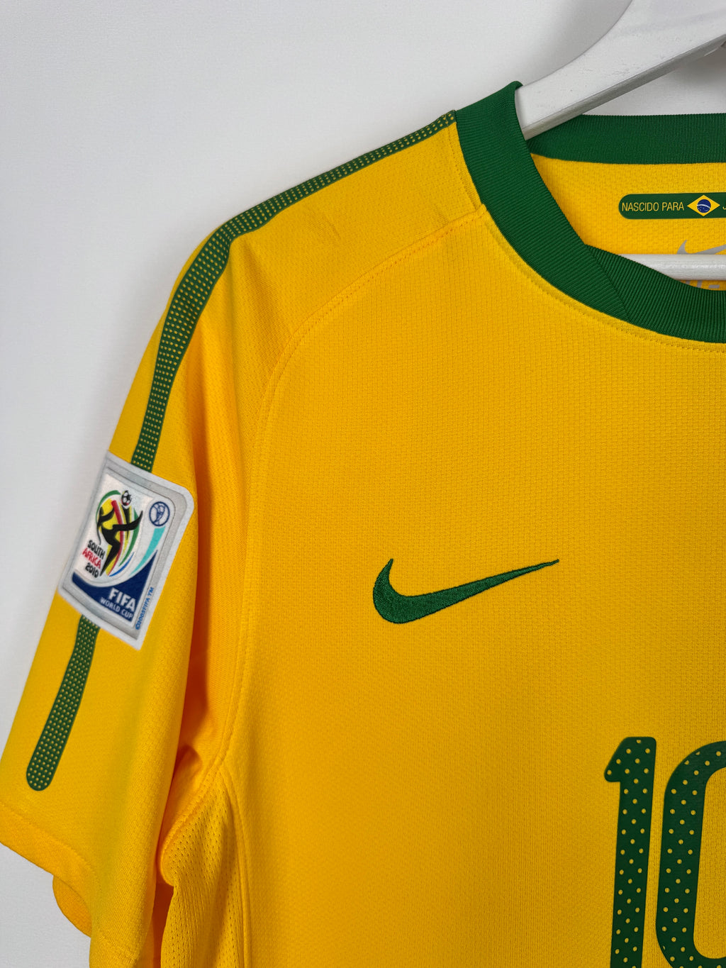 BRAZIL 2010 HOME FOOTBALL SHIRT - KAKA #10 (S)