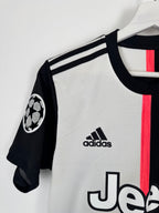 JUVENTUS 2019/2020 HOME FOOTBALL SHIRT - RONALDO #7 (XS)