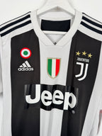 JUVENTUS 2018/2019 HOME FOOTBALL JERSEY - RONALDO #7 (S)