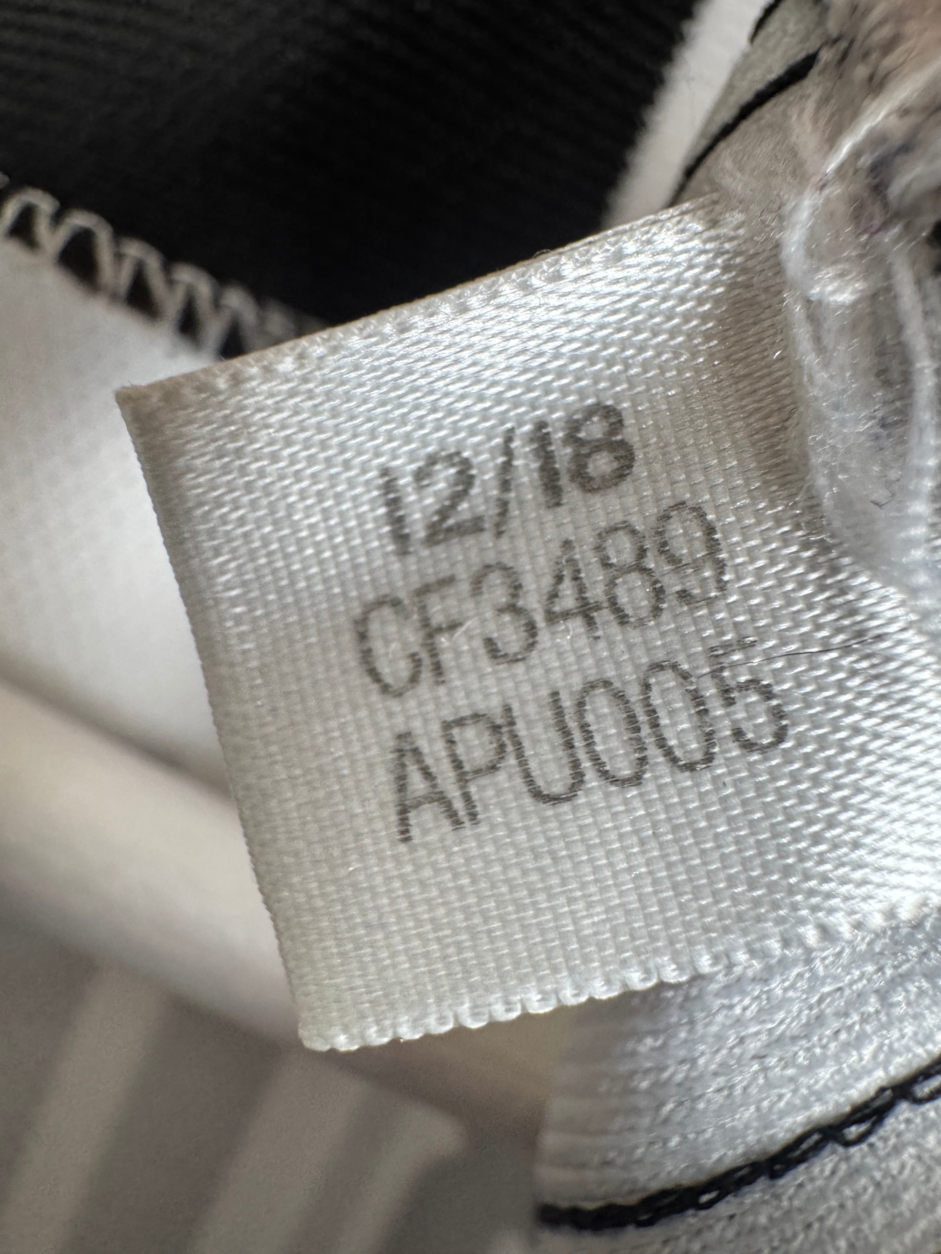 JUVENTUS 2018/2019 HOME FOOTBALL JERSEY - RONALDO #7 (S)