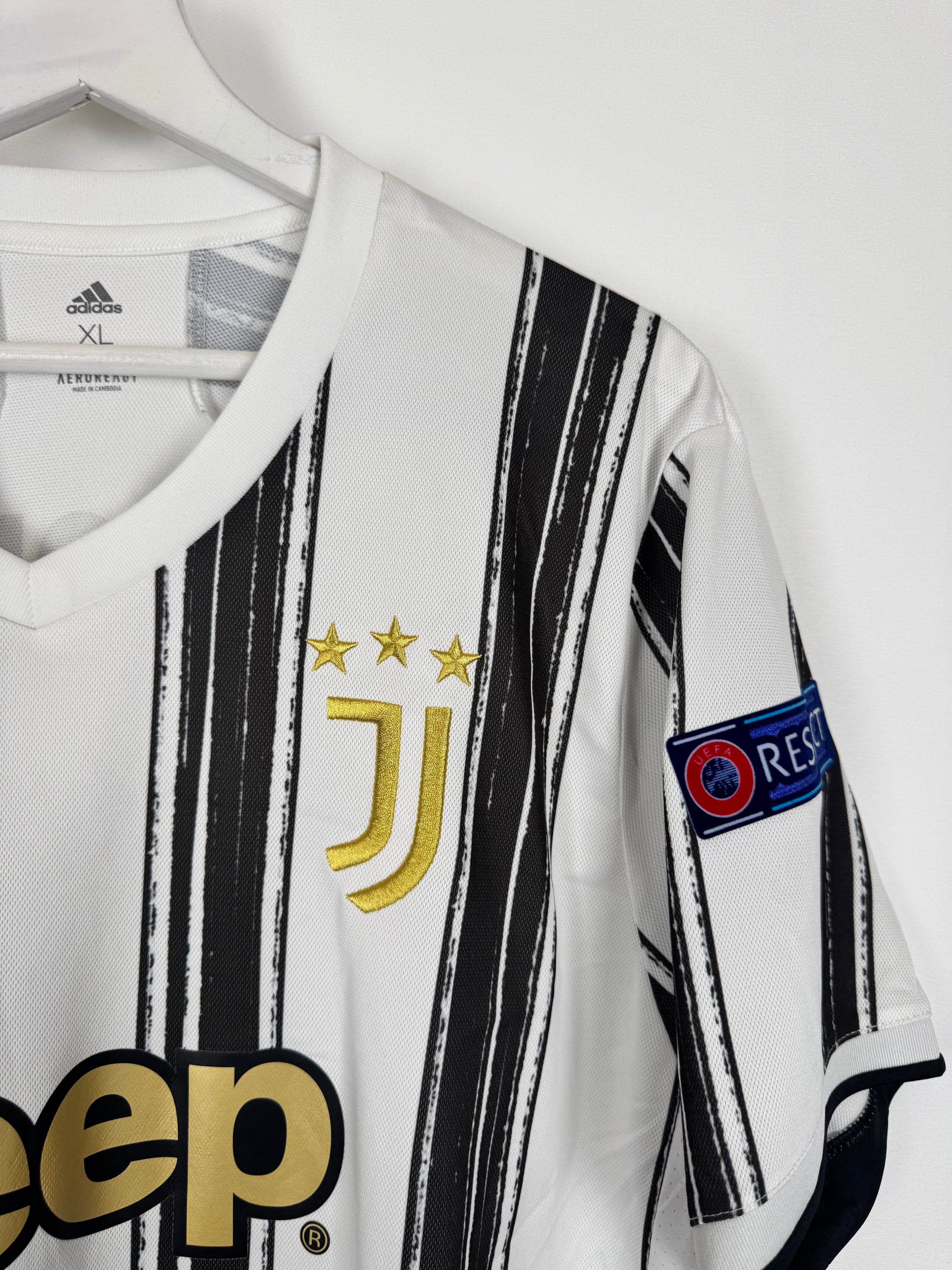 JUVENTUS 2020/2021 HOME FOOTBALL JERSEY - RONALDO #7 (XL)