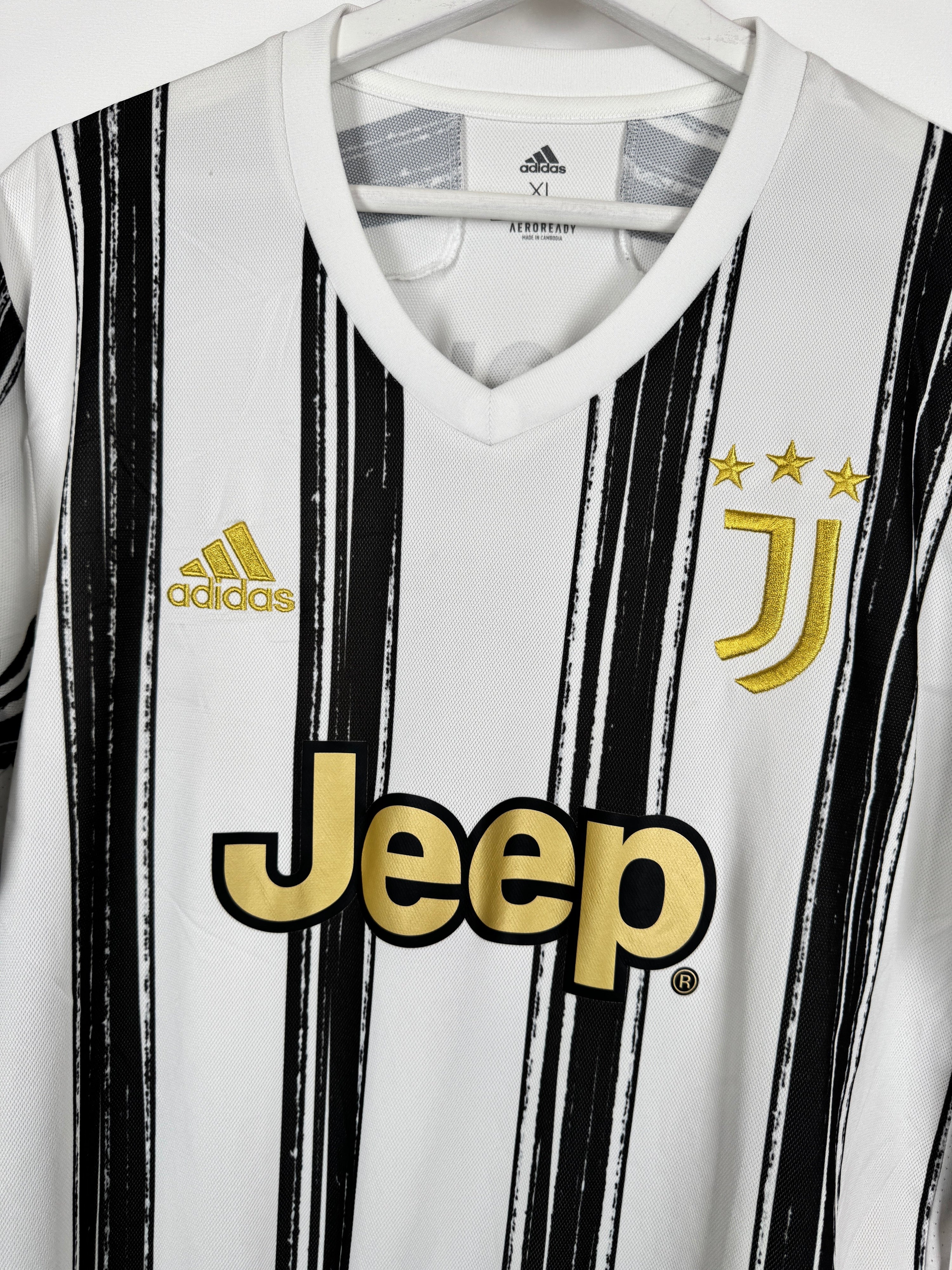 JUVENTUS 2020/2021 HOME FOOTBALL JERSEY - RONALDO #7 (XL)