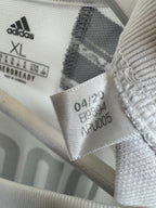 JUVENTUS 2020/2021 HOME FOOTBALL JERSEY - RONALDO #7 (XL)