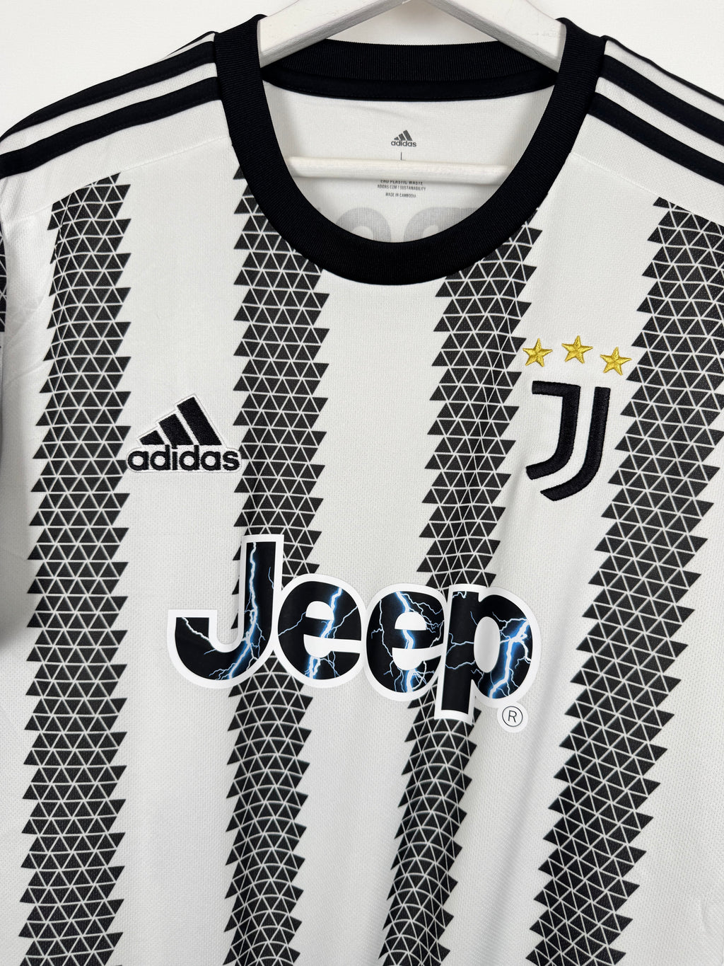 JUVENTUS 2022/2023 HOME FOOTBALL JERSEY - DI MARIA #22 (L)