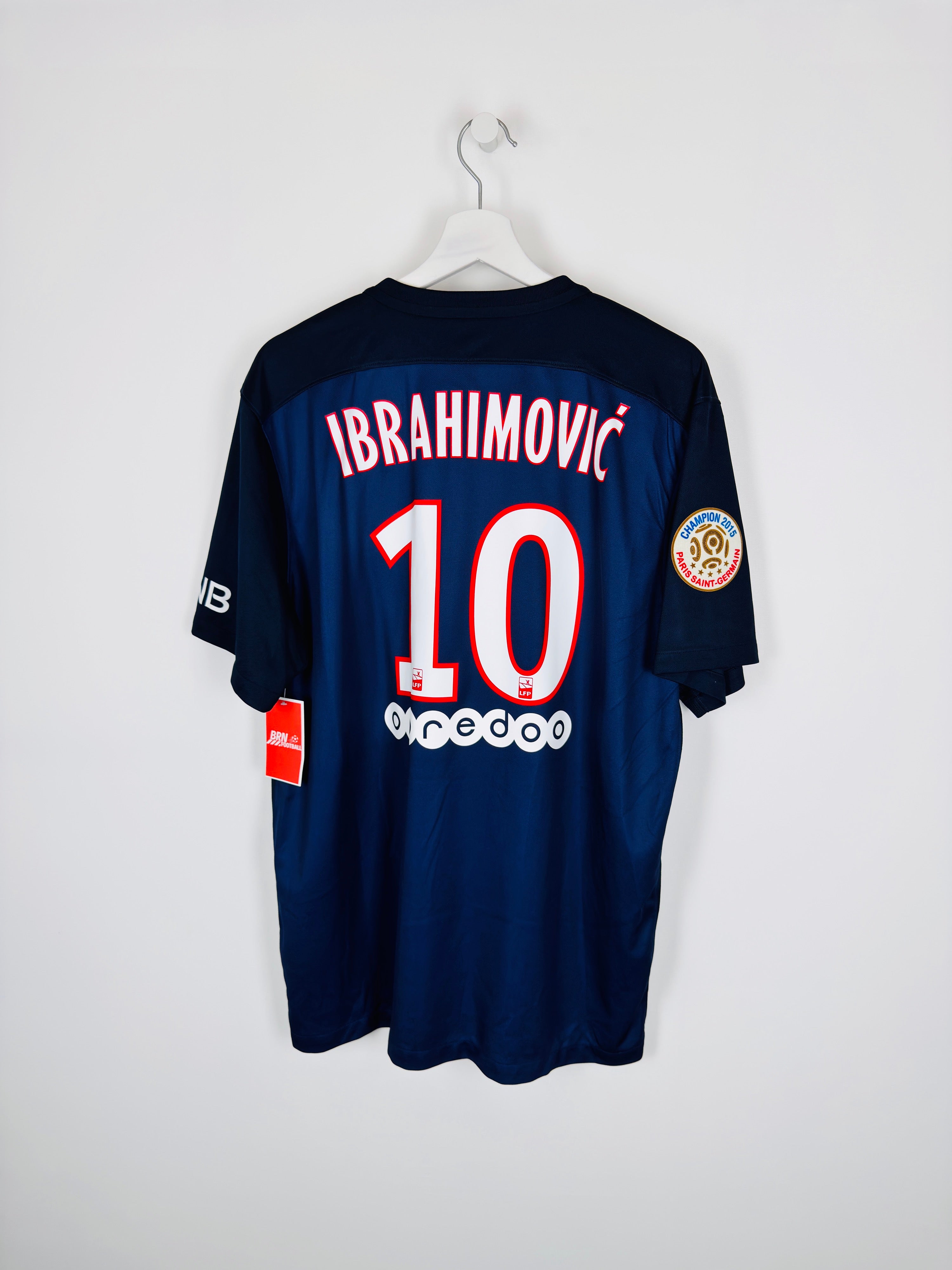 PSG FOOTBALL JERSEY 2015/2016 HOME - IBRAHIMOVIC #10 (XL)