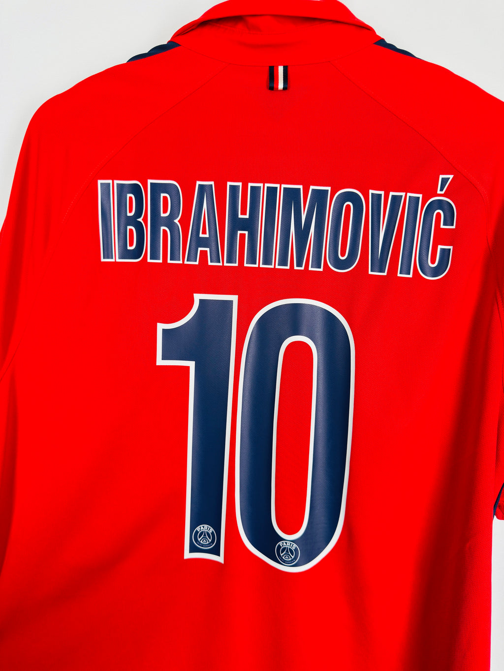 PSG FOOTBALL JERSEY 2014/2015 THIRD - IBRAHIMOVIC #10 (XL)