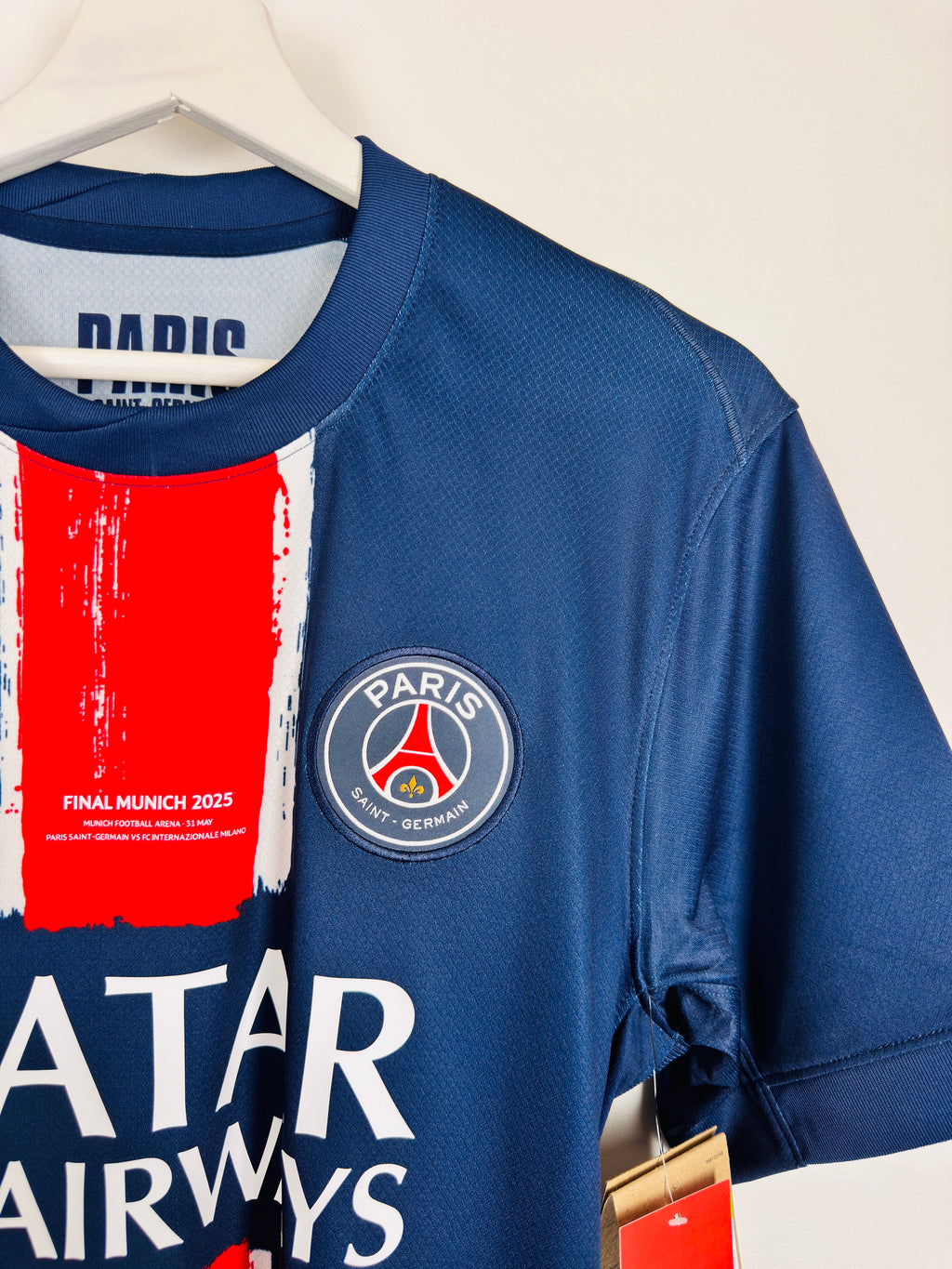 PSG 2024/2025 HOME FOOTBALL SHIRT MUNICH 2025 FINAL NEW - D.DOUÉ #14 (S)