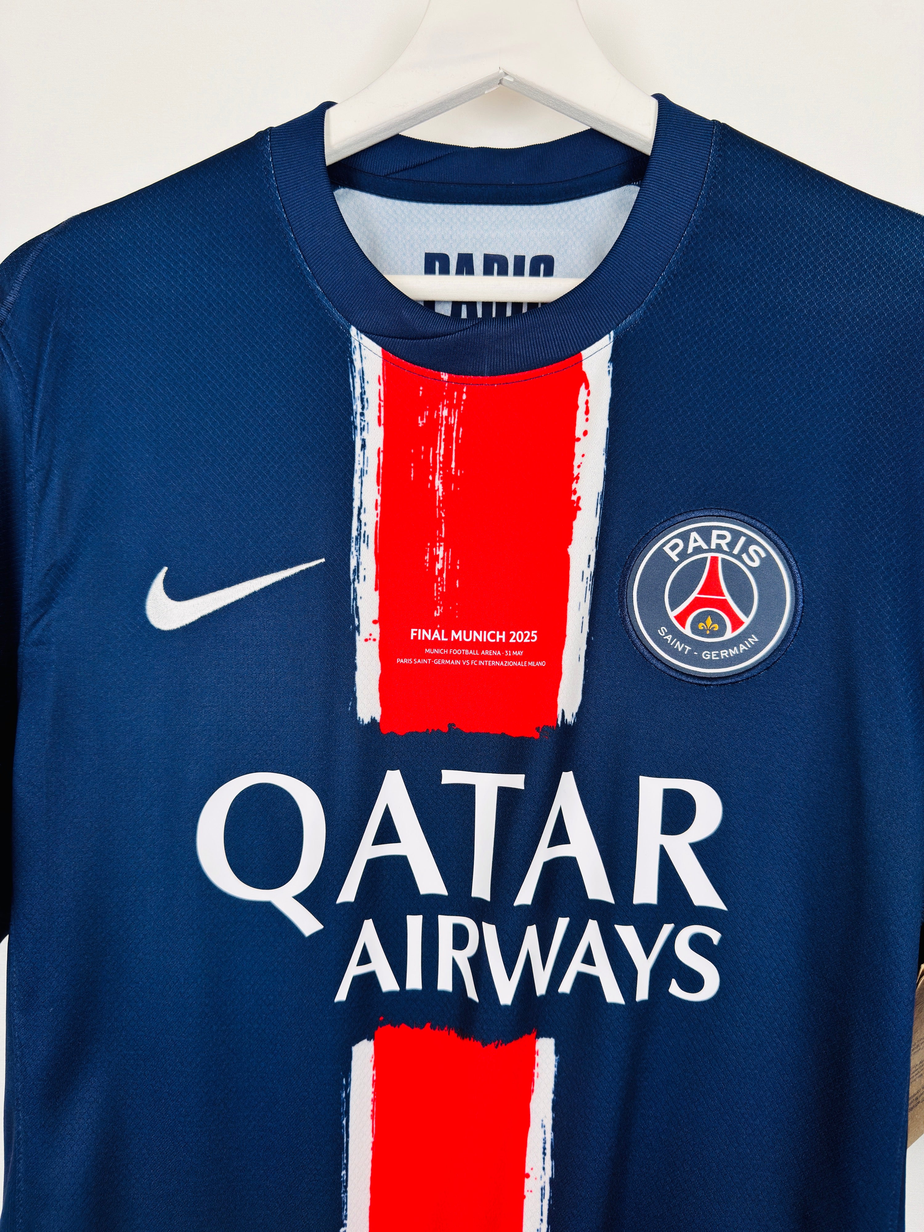 PSG 2024/2025 HOME FOOTBALL SHIRT MUNICH 2025 FINAL NEW - D.DOUÉ #14 (S)