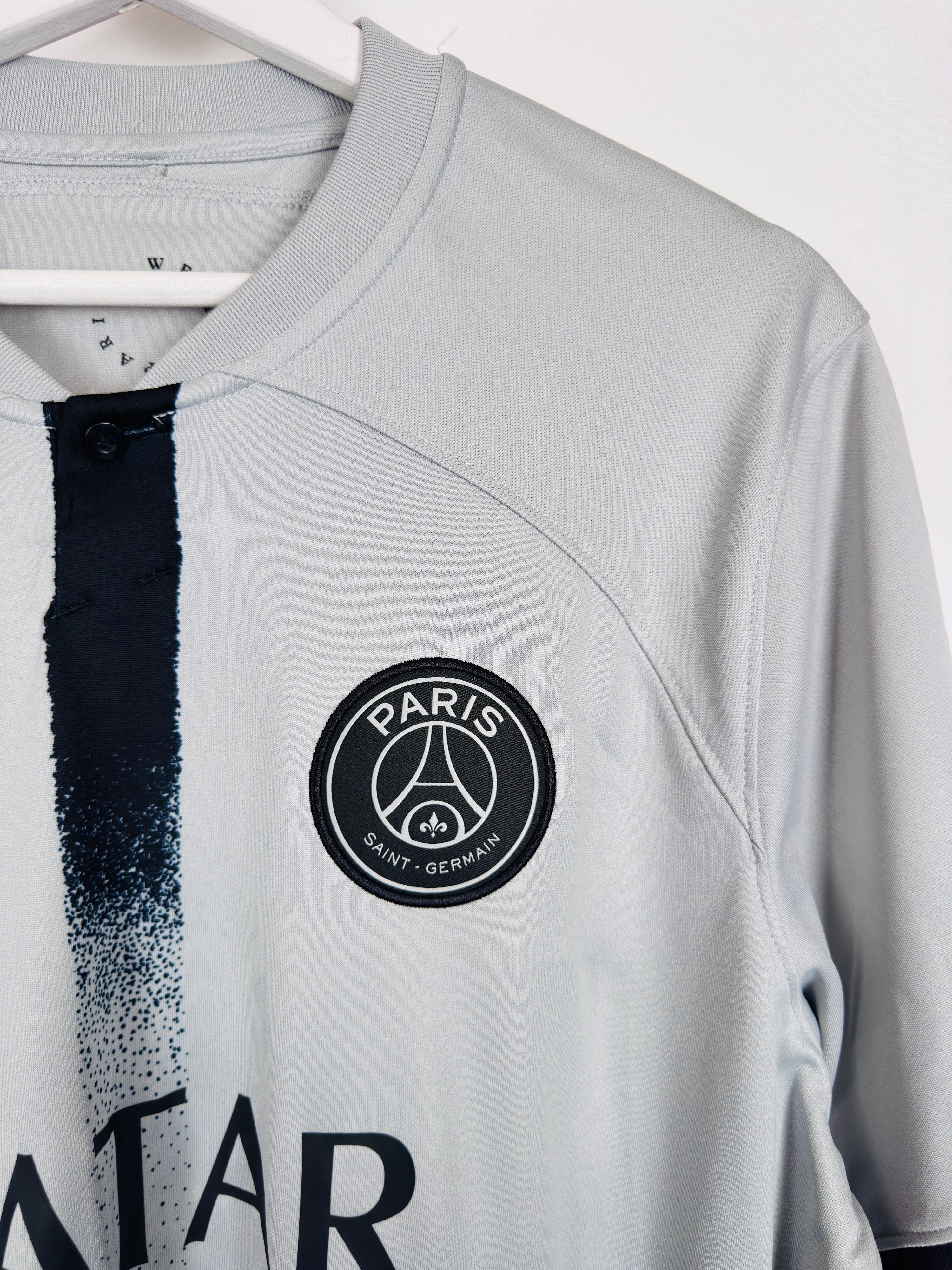 PSG 2022/2023 AWAY FOOTBALL JERSEY - HAKIMI #2 (L)
