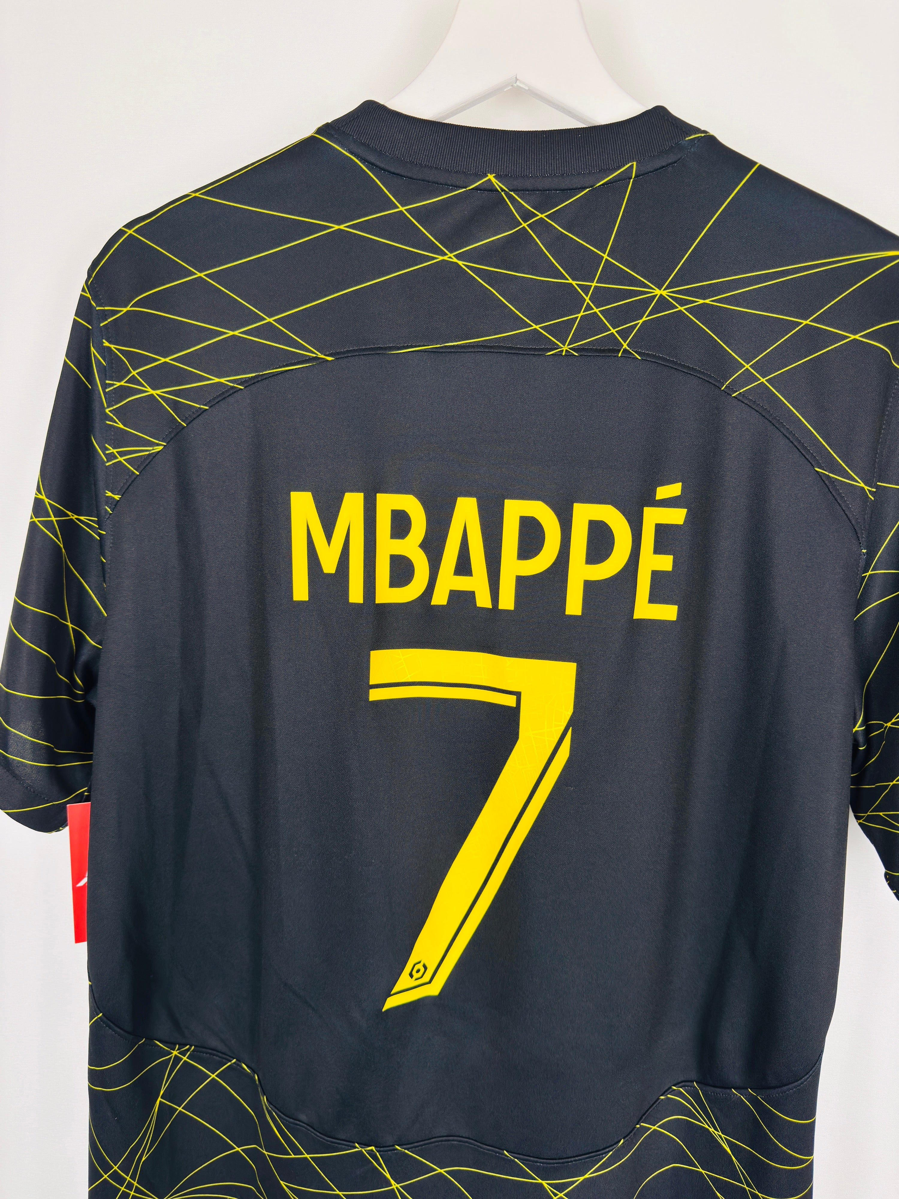 PSG 2022/2023 FOURTH FOOTBALL JERSEY - MBAPPÉ #7 (L)