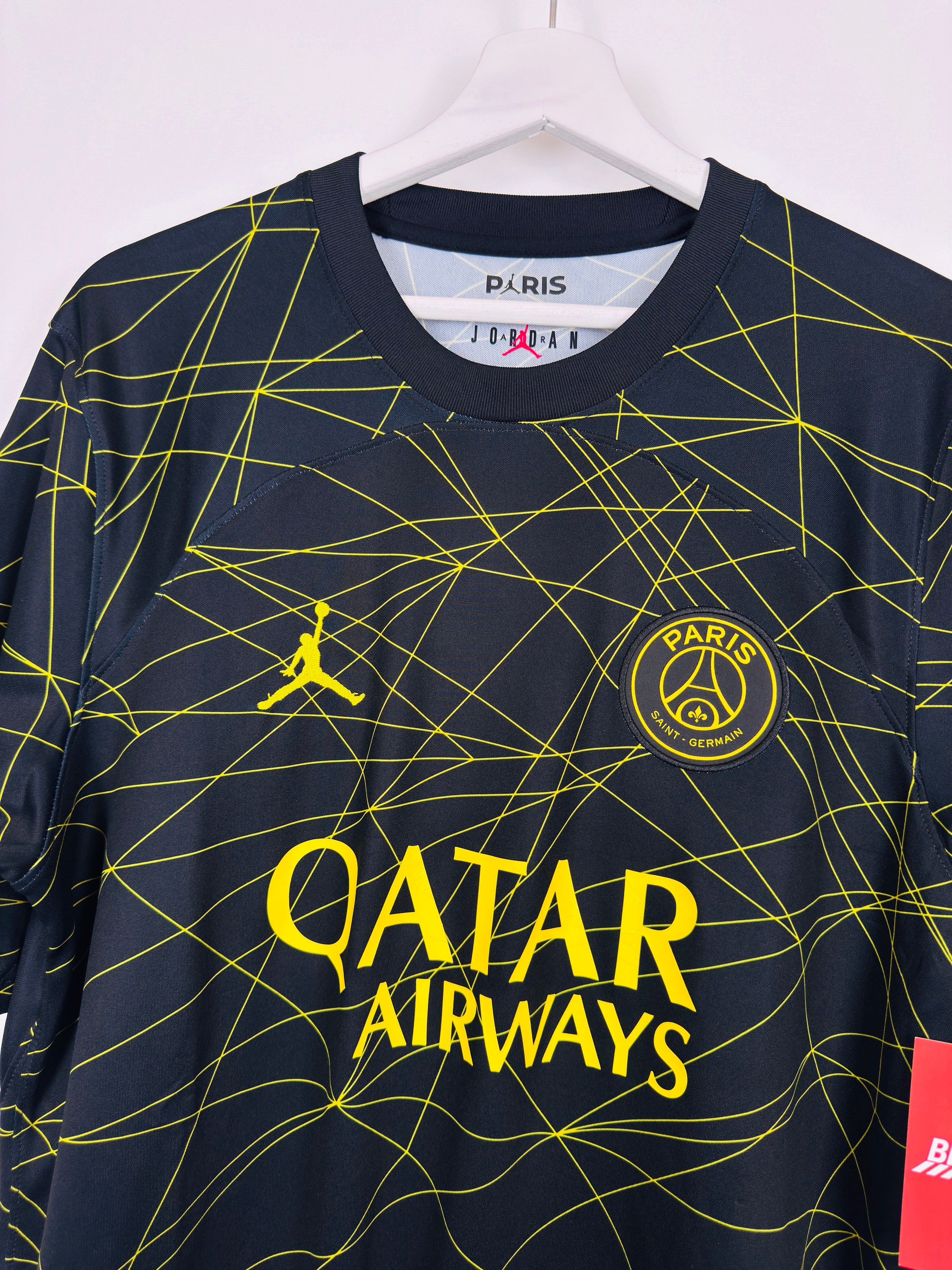 PSG 2022/2023 FOURTH FOOTBALL JERSEY - MBAPPÉ #7 (L)