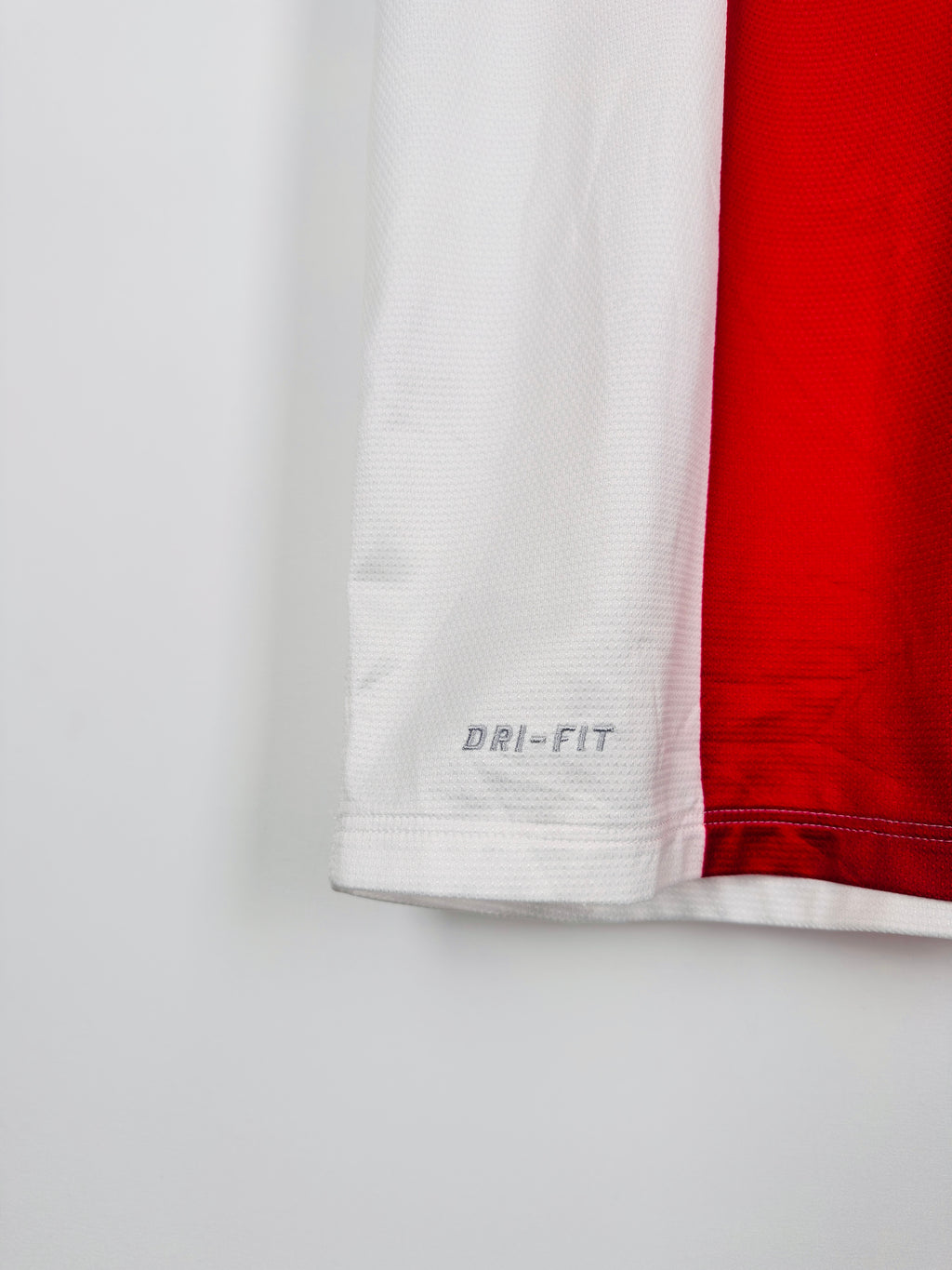 PSG 2013/2014 AWAY FOOTBALL SHIRT - T.SILVA #2 (S)