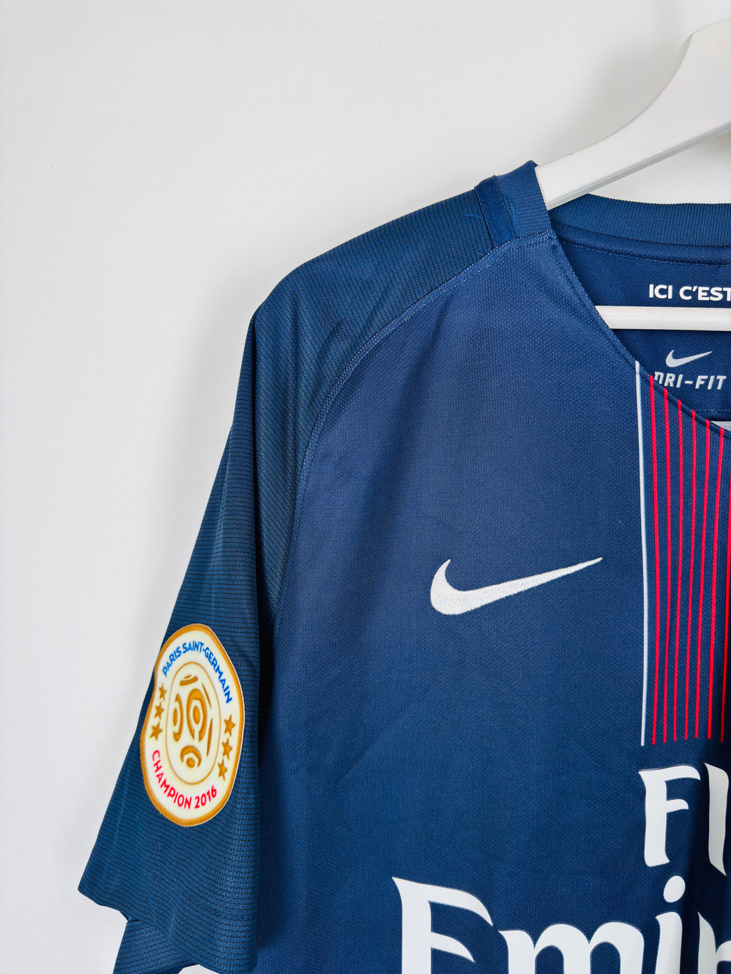 PSG FOOTBALL JERSEY 2016/2017 HOME SIGNED DEDICATED PRO STOCK (L)