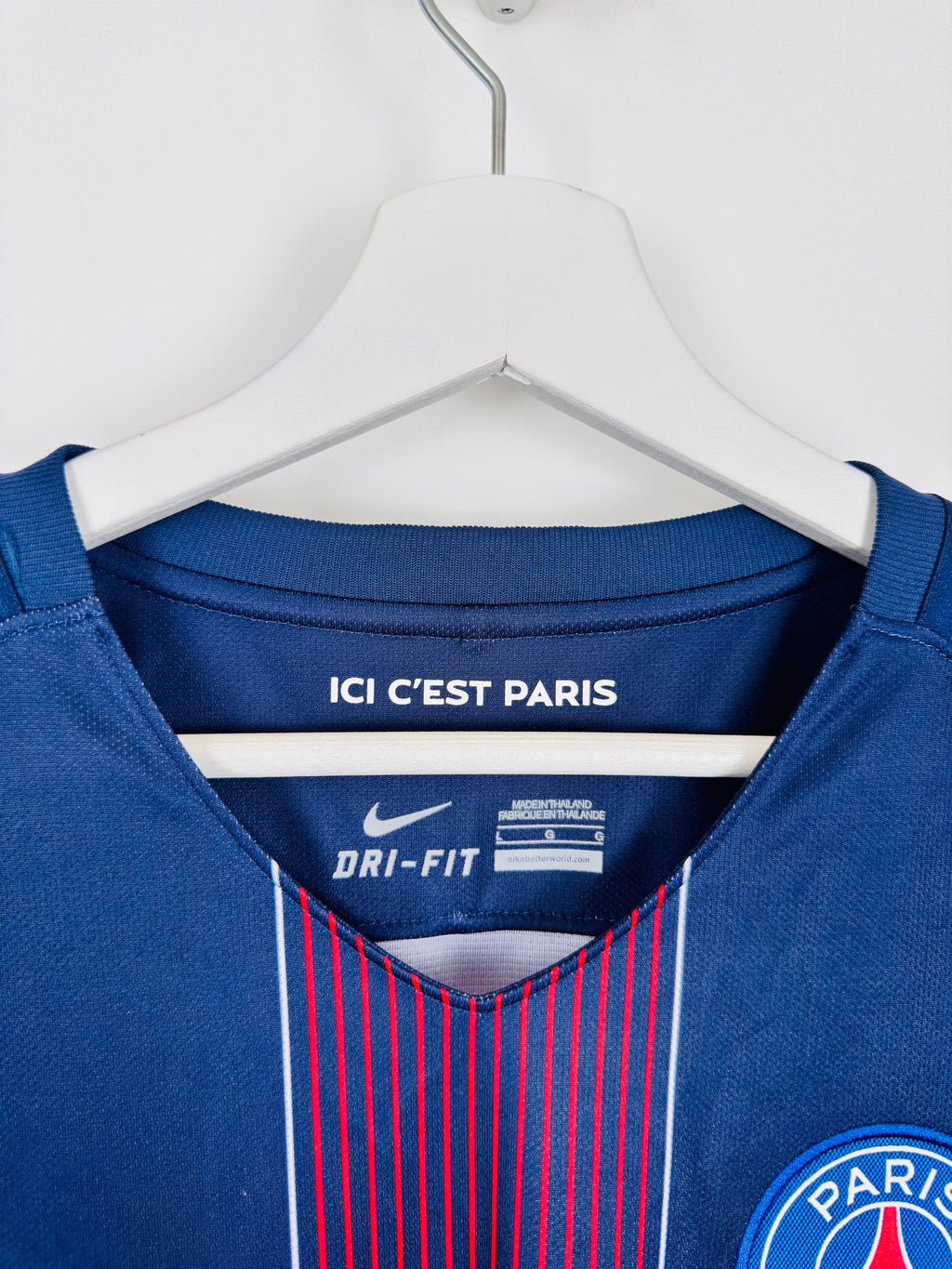 PSG FOOTBALL JERSEY 2016/2017 HOME SIGNED DEDICATED PRO STOCK (L)