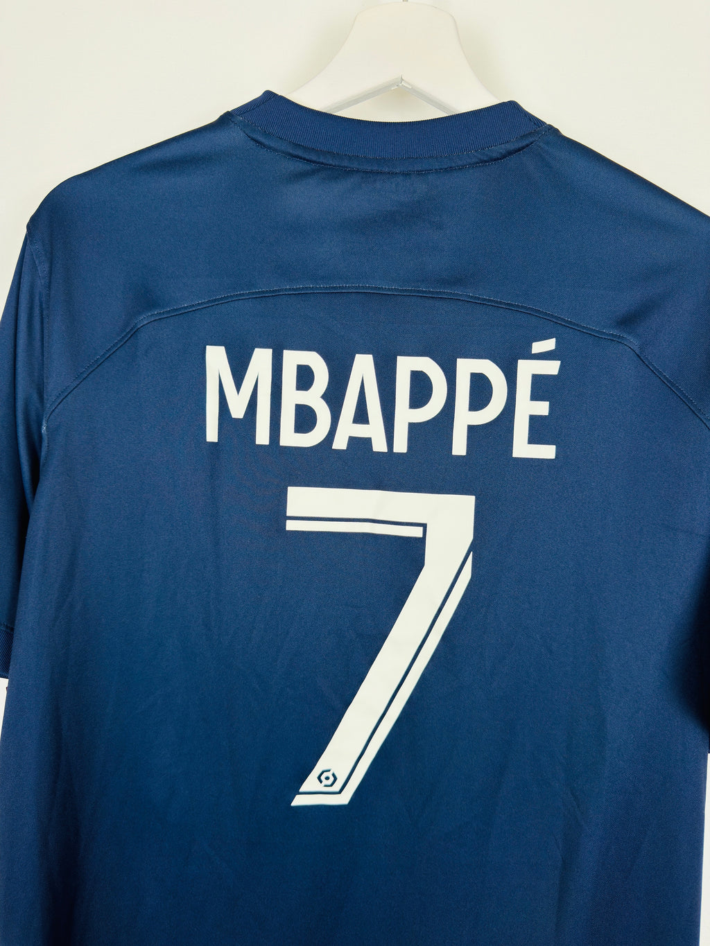 PSG 2022/2023 HOME FOOTBALL JERSEY - MBAPPÉ #7 (L)