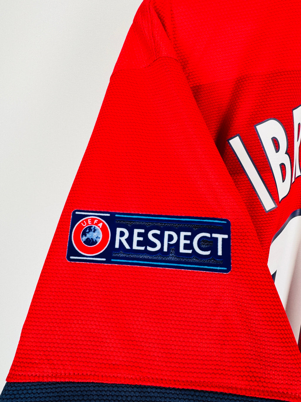 PSG 2012/2013 AWAY FOOTBALL SHIRT - IBRAHIMOVIC #18 (XL)