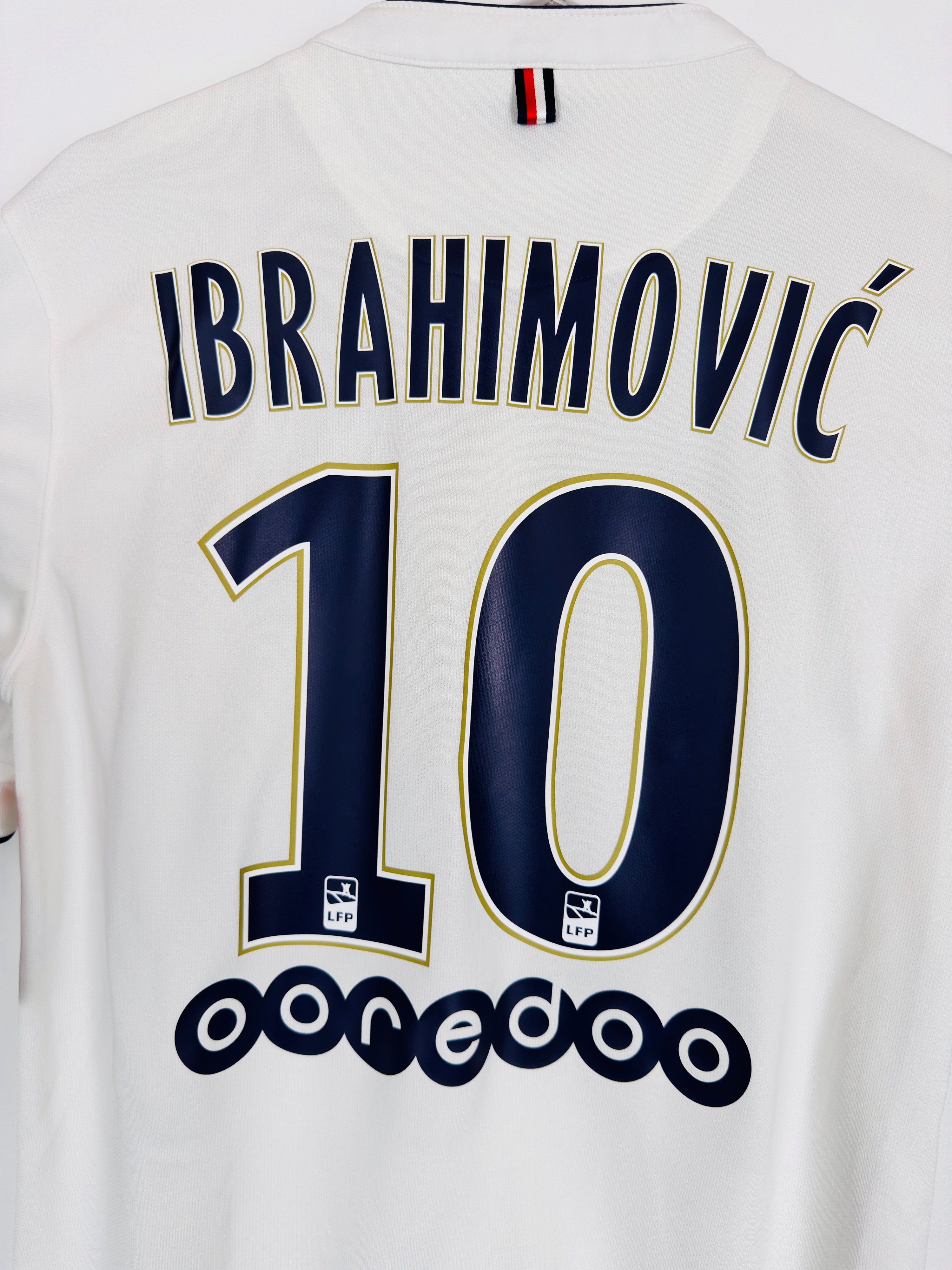 PSG 2014/2015 AWAY FOOTBALL SHIRT - IBRAHIMOVIC #10 (S)