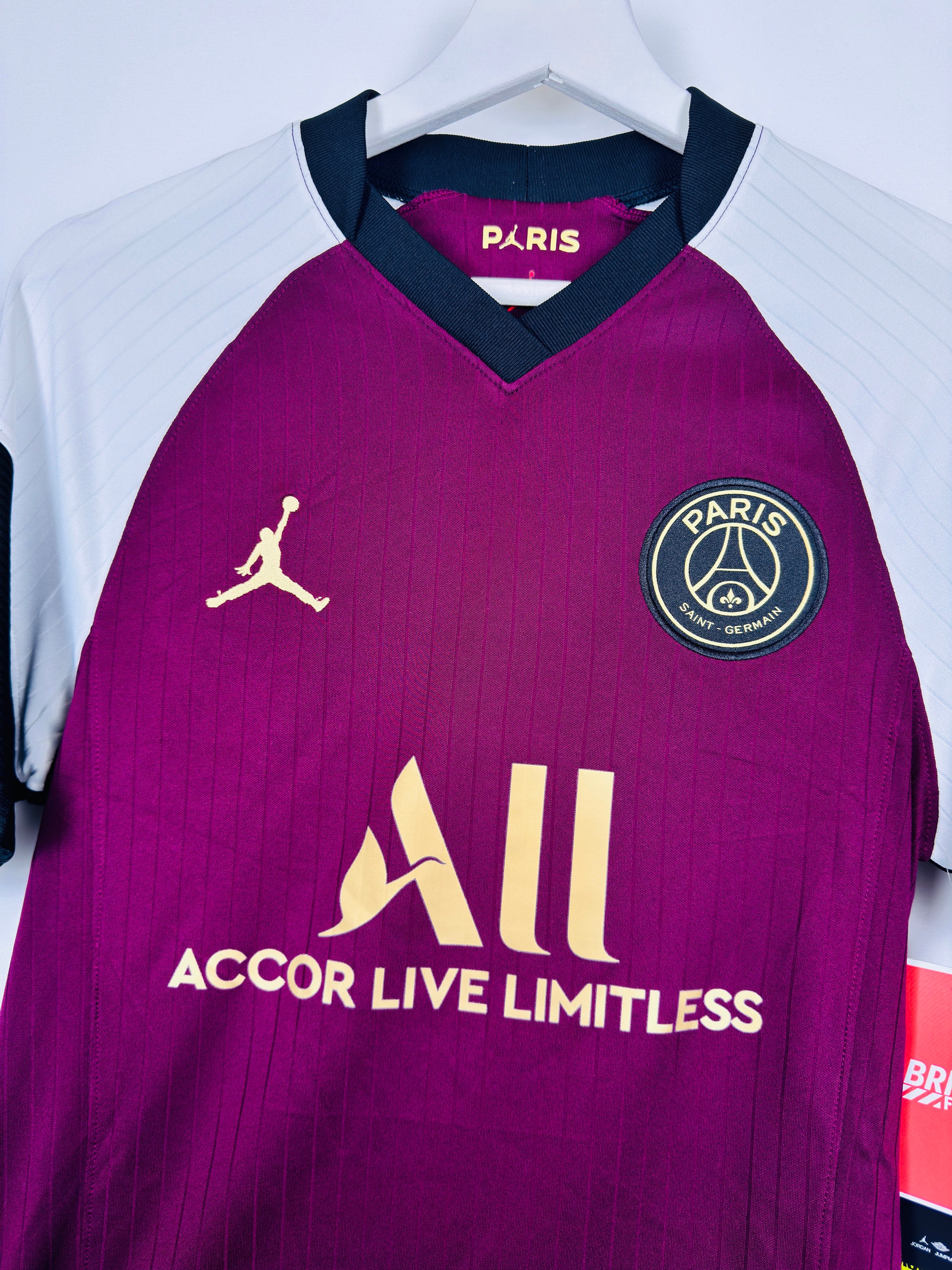 PSG 2020/2021 THIRD FOOTBALL JERSEY NEW - DI MARIA #11 (XS)