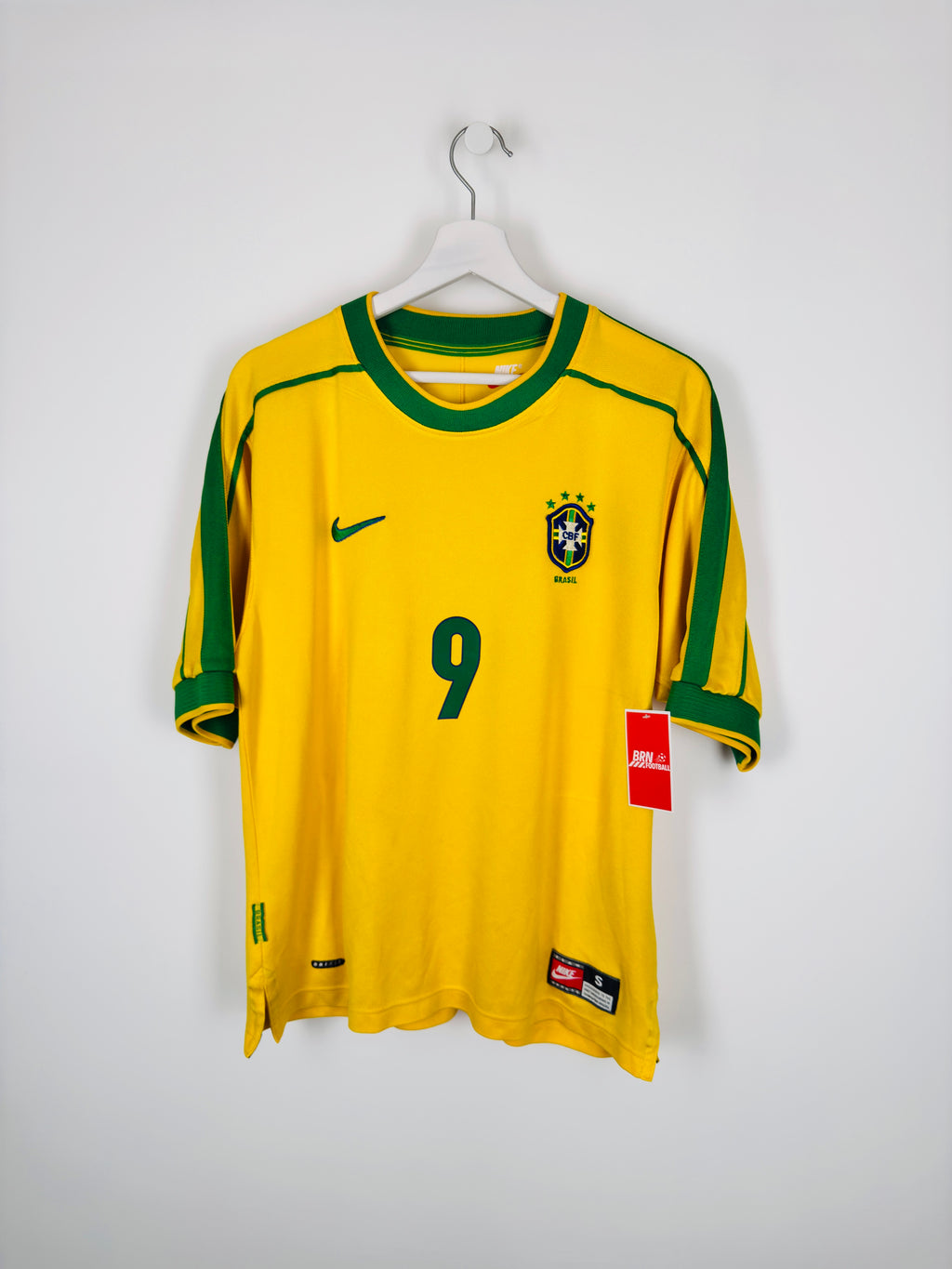 BRAZIL 1998 HOME FOOTBALL JERSEY - RONALDO #9 (S)