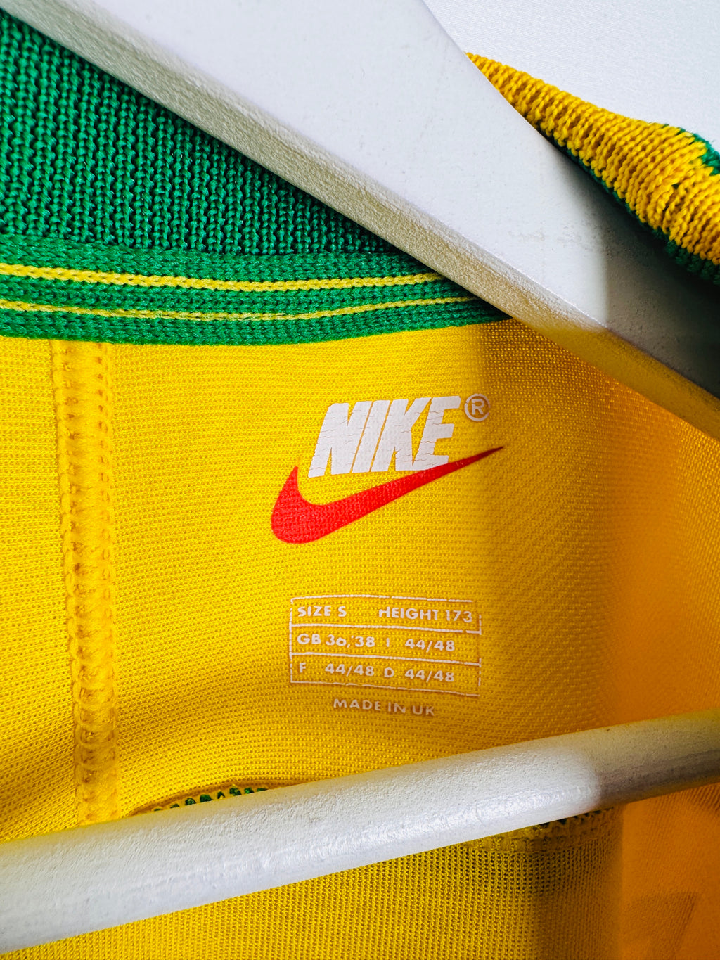 BRAZIL 1998 HOME FOOTBALL JERSEY - RONALDO #9 (S)