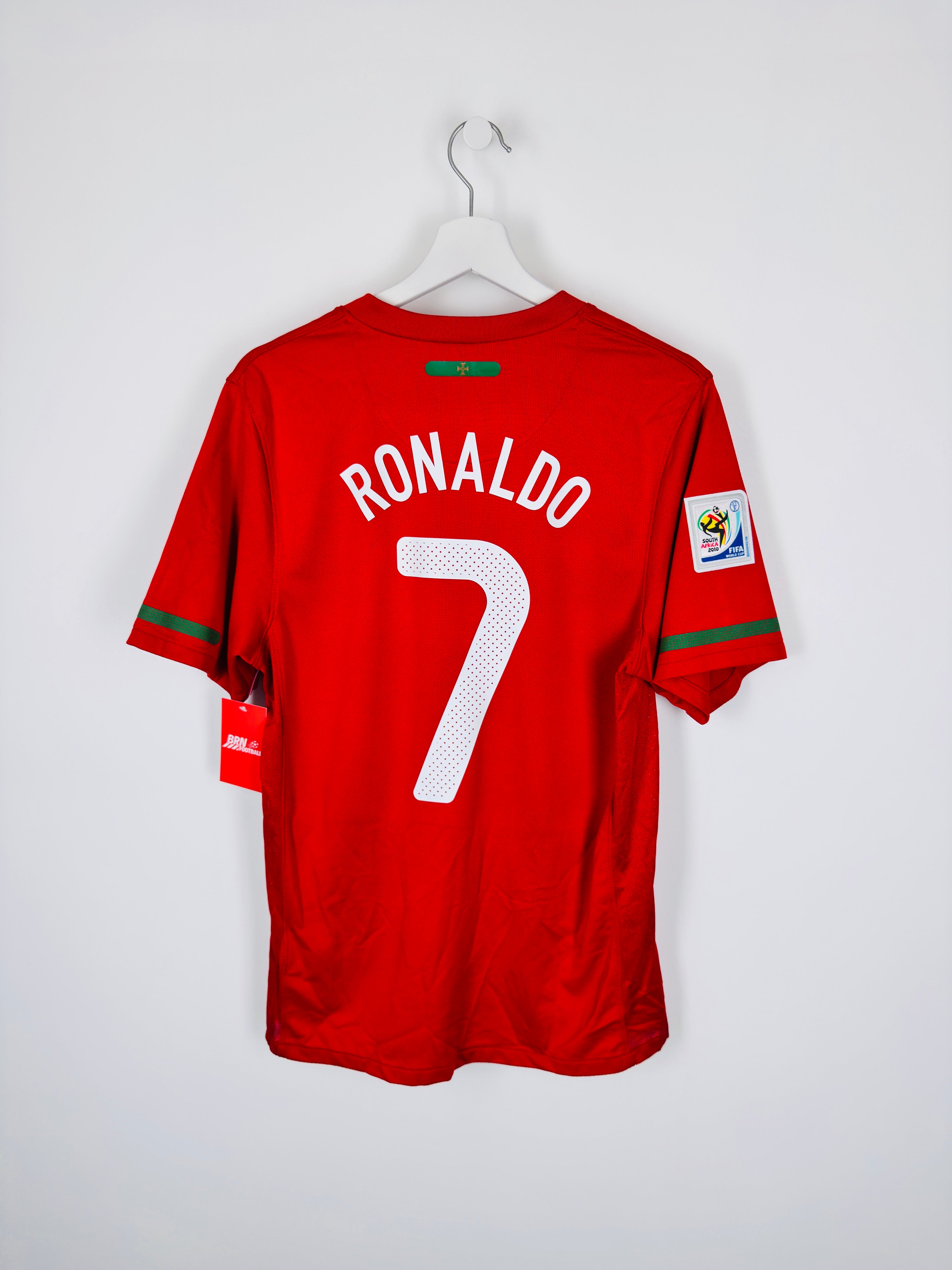 PORTUGAL 2010 HOME FOOTBALL JERSEY - RONALDO #7 (S)