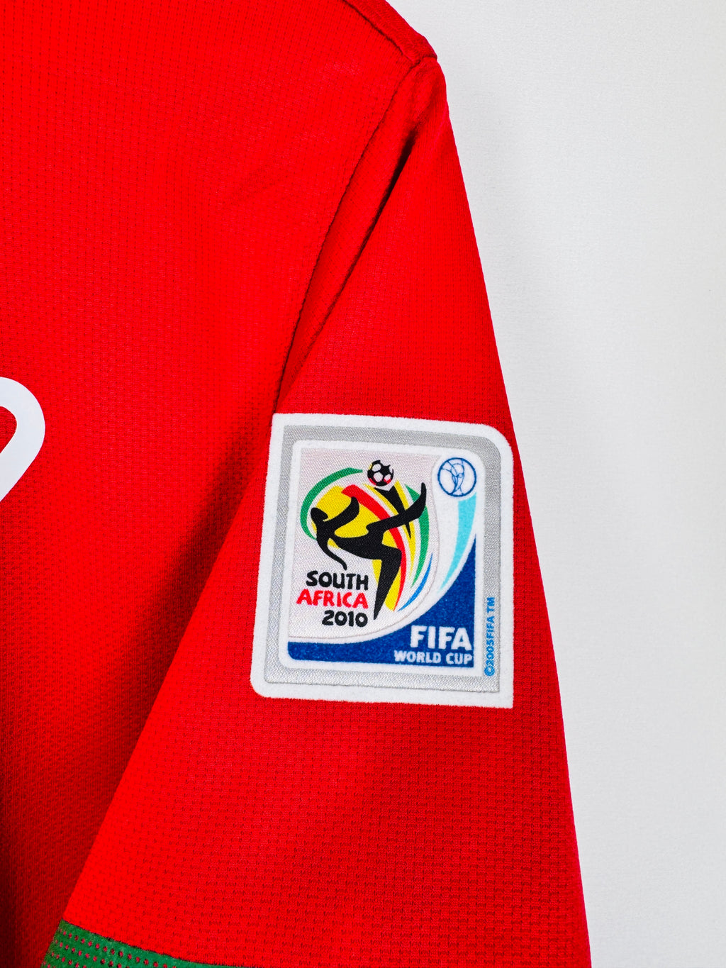 PORTUGAL 2010 HOME FOOTBALL JERSEY - RONALDO #7 (S)
