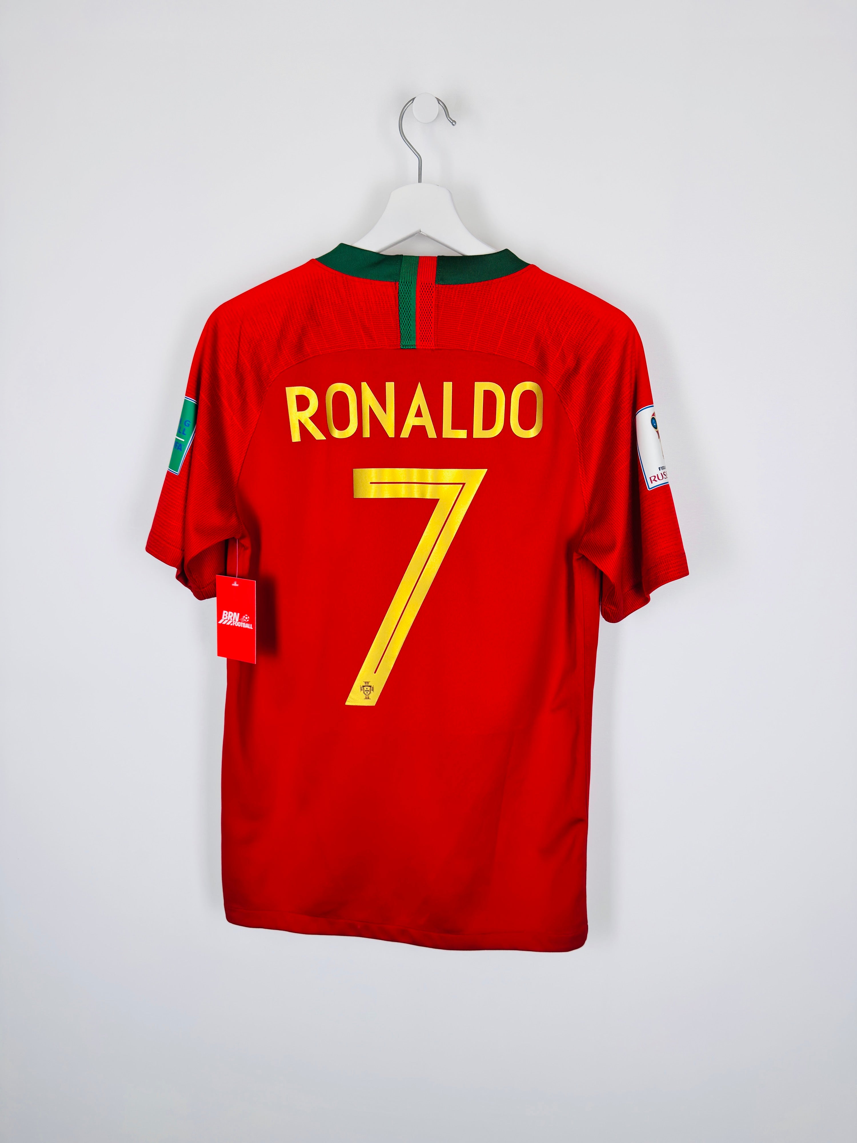 PORTUGAL 2018 HOME FOOTBALL JERSEY - RONALDO #7 (S)