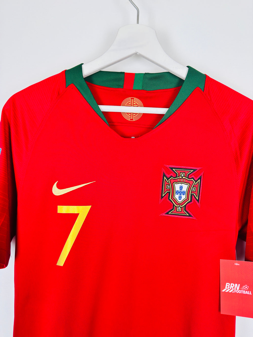 PORTUGAL 2018 HOME FOOTBALL JERSEY - RONALDO #7 (S)