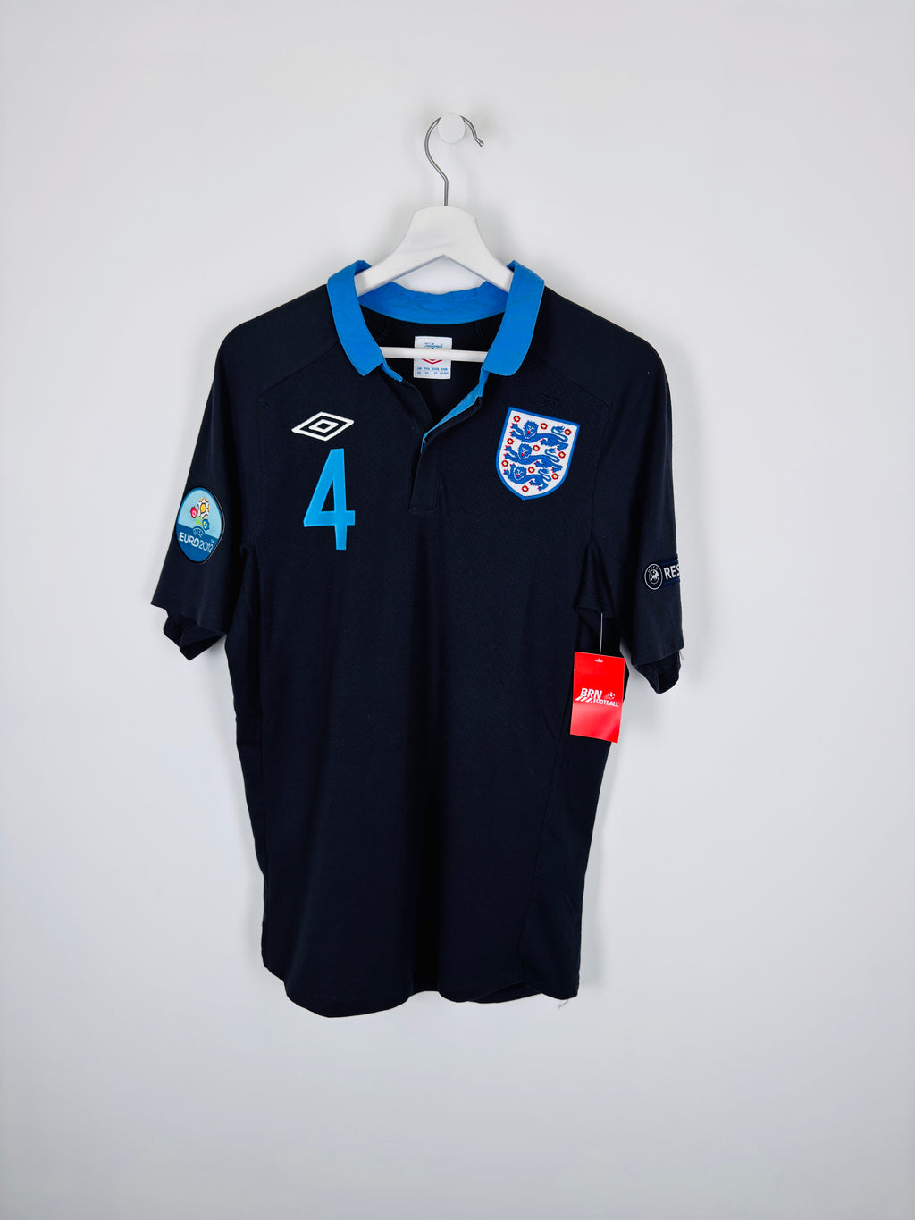 ENGLAND 2012 AWAY FOOTBALL SHIRT - GERRARD #4 (L)