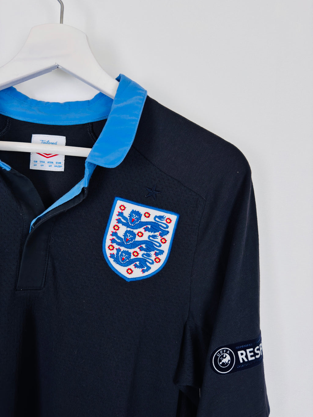 ENGLAND 2012 AWAY FOOTBALL SHIRT - GERRARD #4 (L)