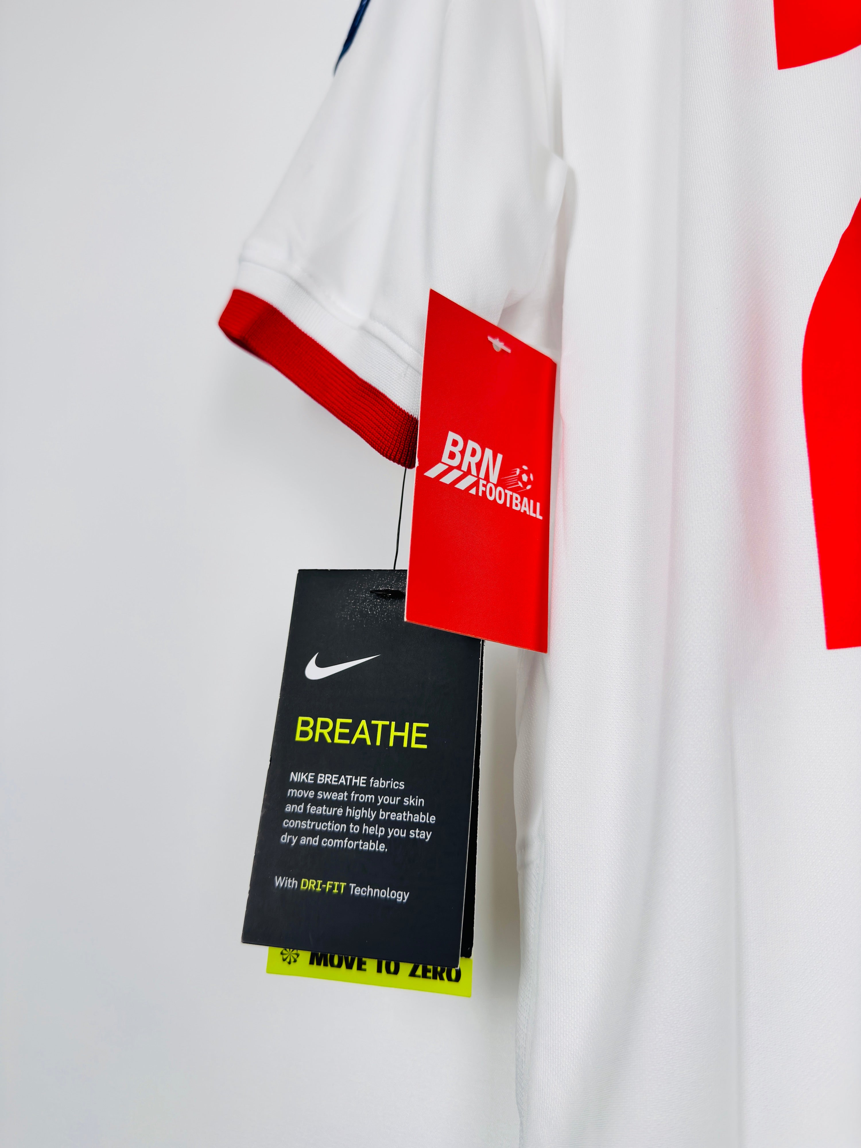 NEW POLAND 2020 HOME FOOTBALL SHIRT - ZIELINSKI #21 (S)
