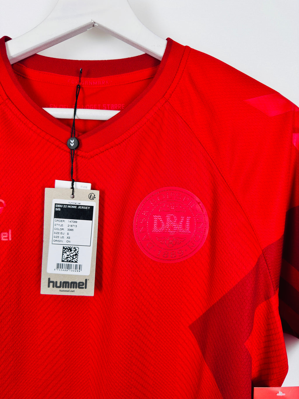 NEW DENMARK 2022 HOME FOOTBALL JERSEY (S)