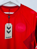 DENMARK 2022 HOME FOOTBALL SHIRT NEW (S)