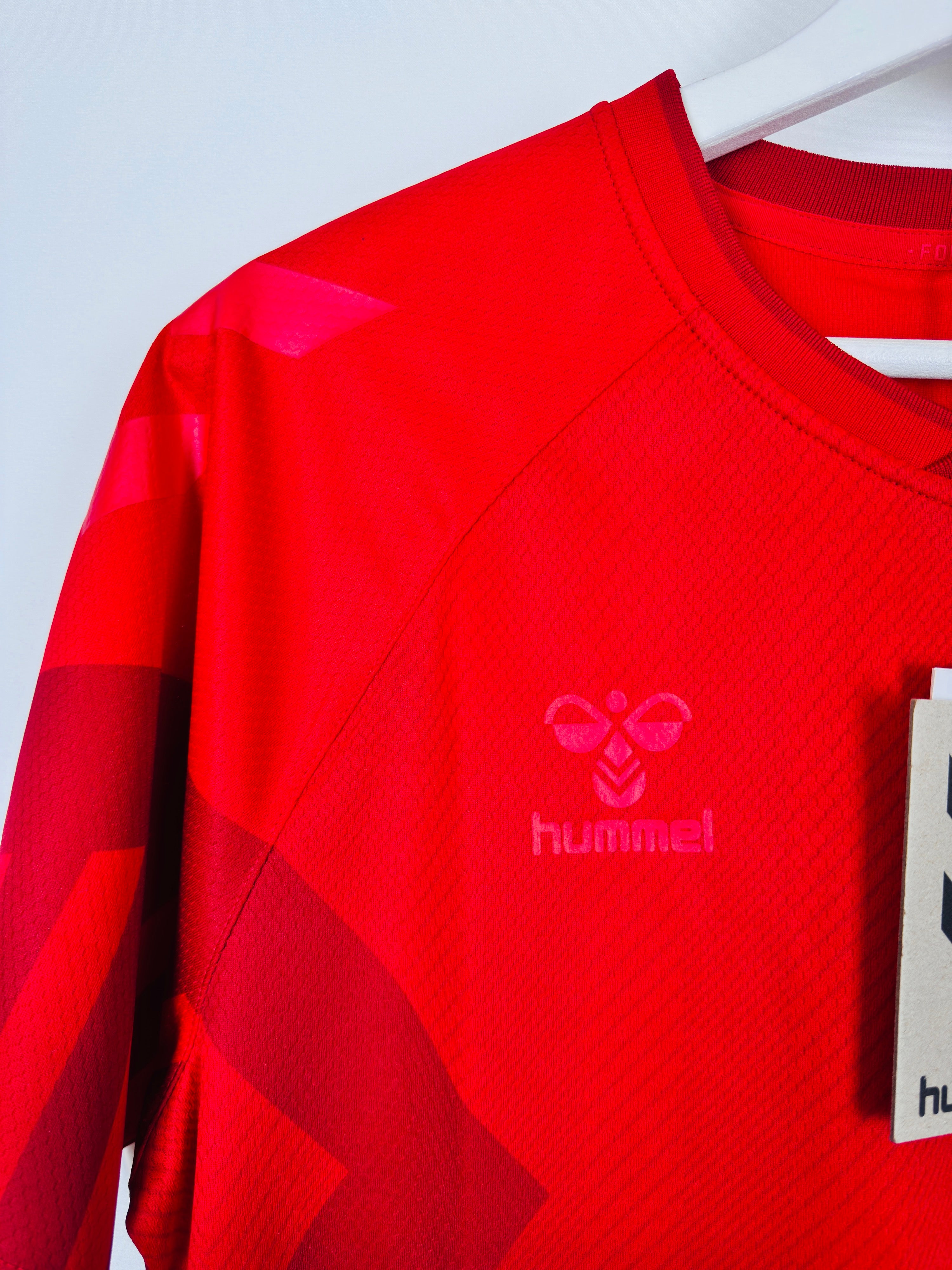 DENMARK 2022 HOME FOOTBALL SHIRT NEW (S)