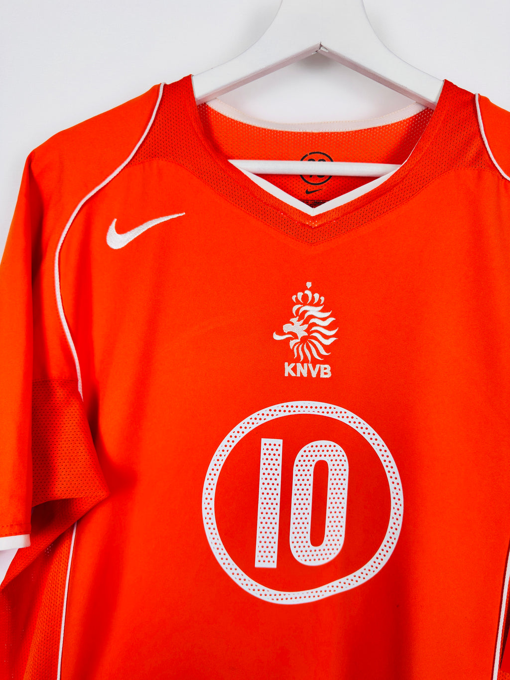 NETHERLANDS FOOTBALL JERSEY 2004/2006 HOME - V.NISTELROOY #10 (M)