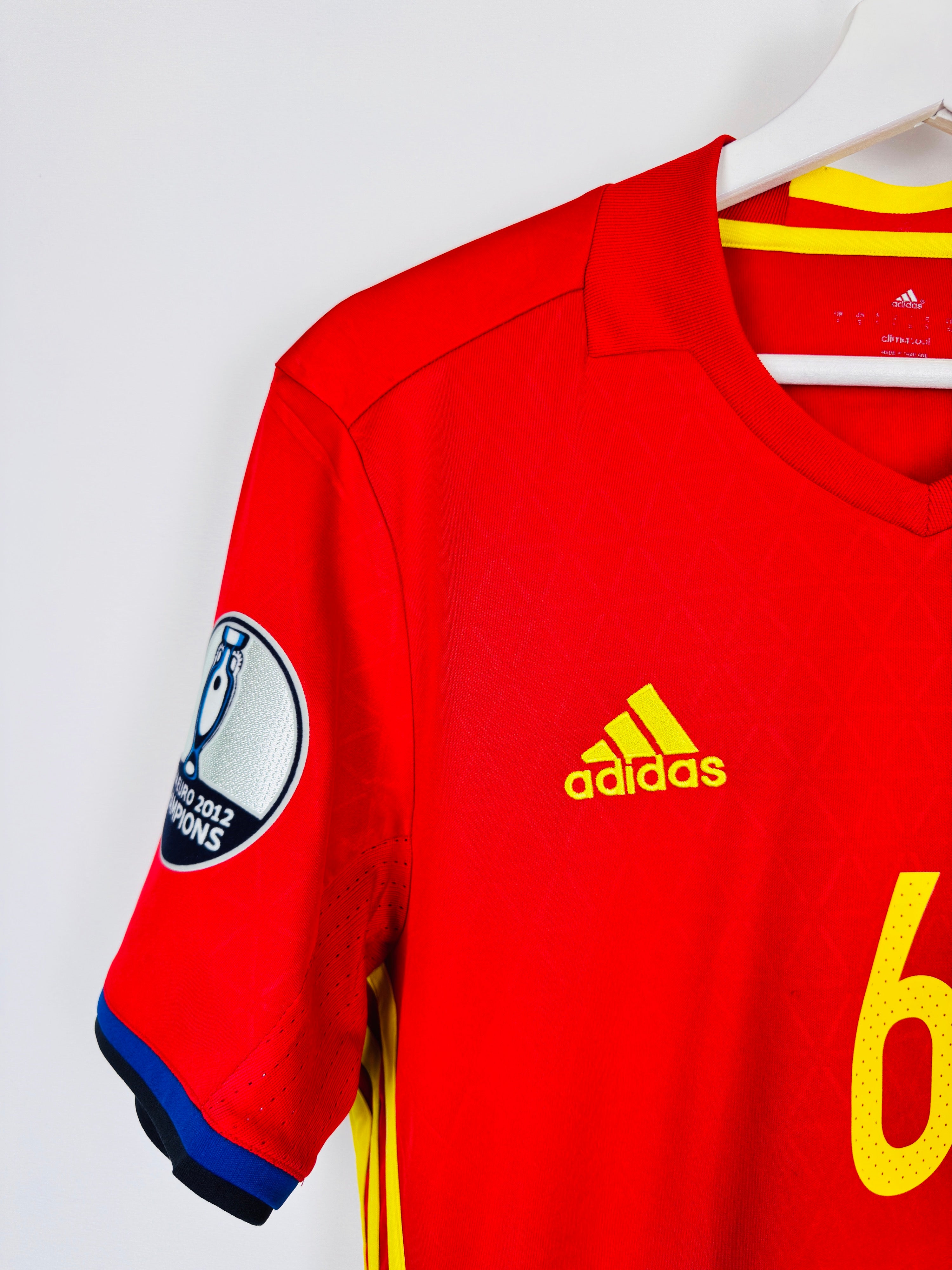SPAIN 2016 HOME FOOTBALL JERSEY - INIESTA #6 (S)