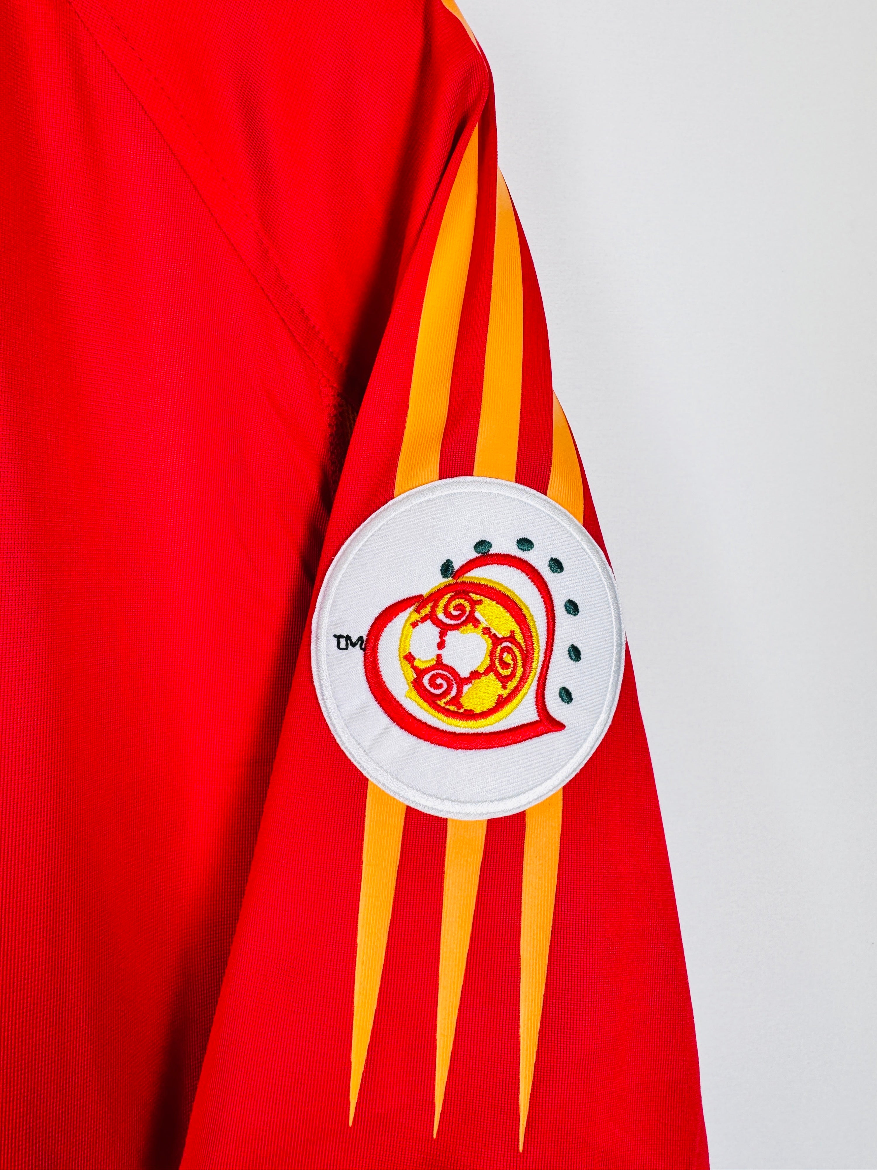 SPAIN 2004 HOME FOOTBALL SHIRT - RAUL #7 (XL)