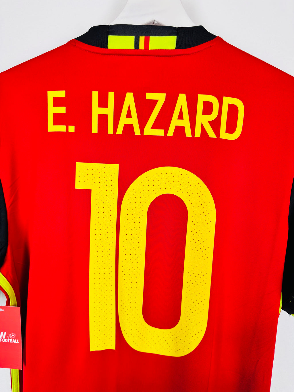 BELGIUM 2016 HOME FOOTBALL JERSEY - E.HAZARD #10 (M)