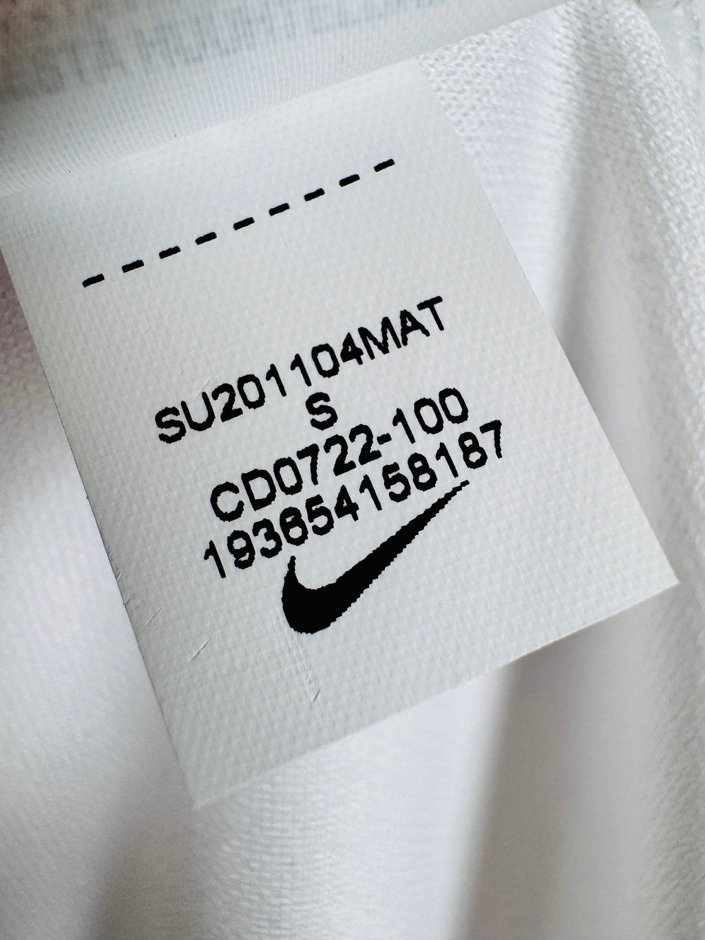 NEW POLAND 2020 HOME FOOTBALL JERSEY - LEWANDOWSKI #9 (S)
